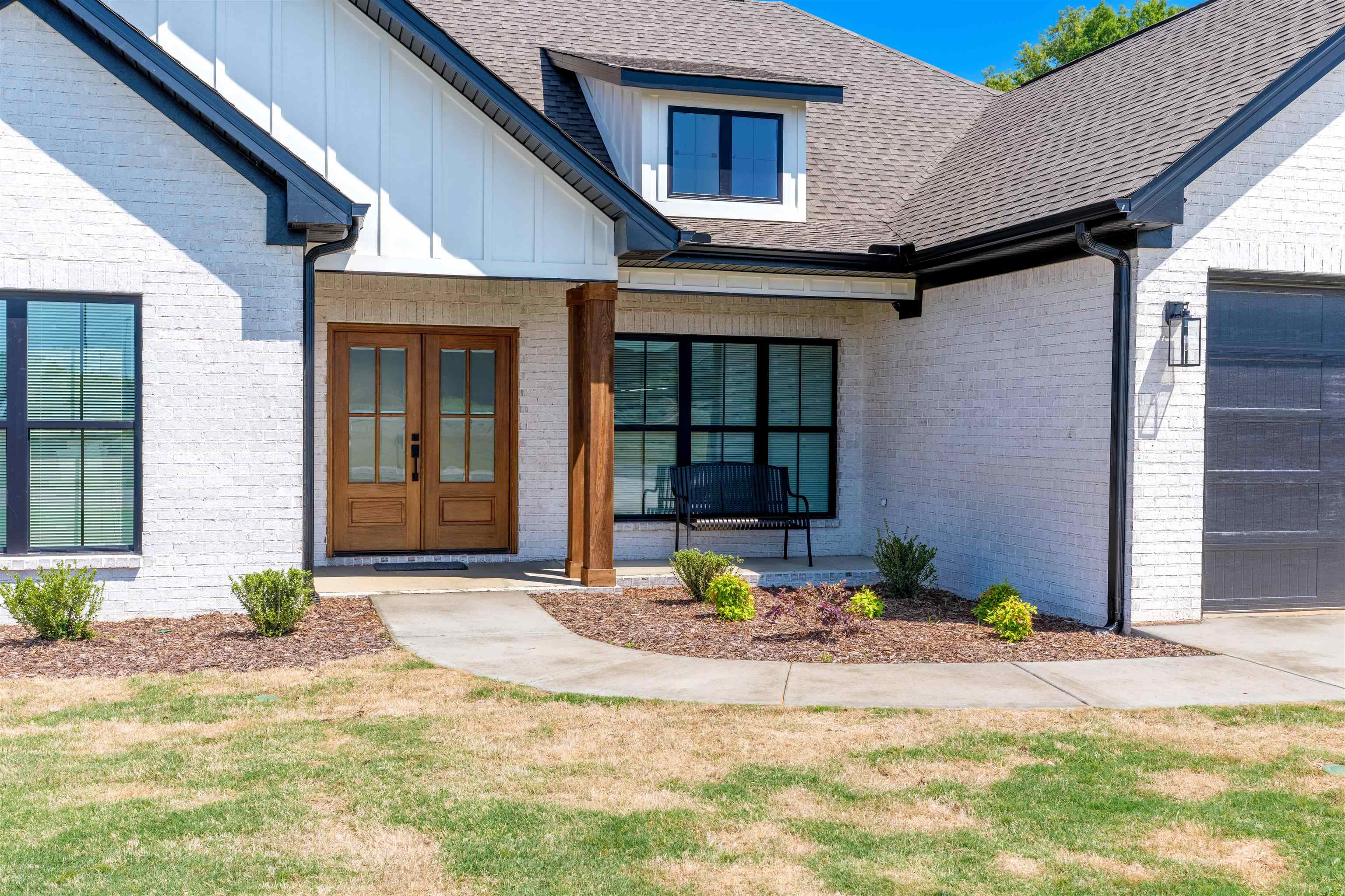 1901 Orman St, Muscle Shoals, AL 35661 — photo 1