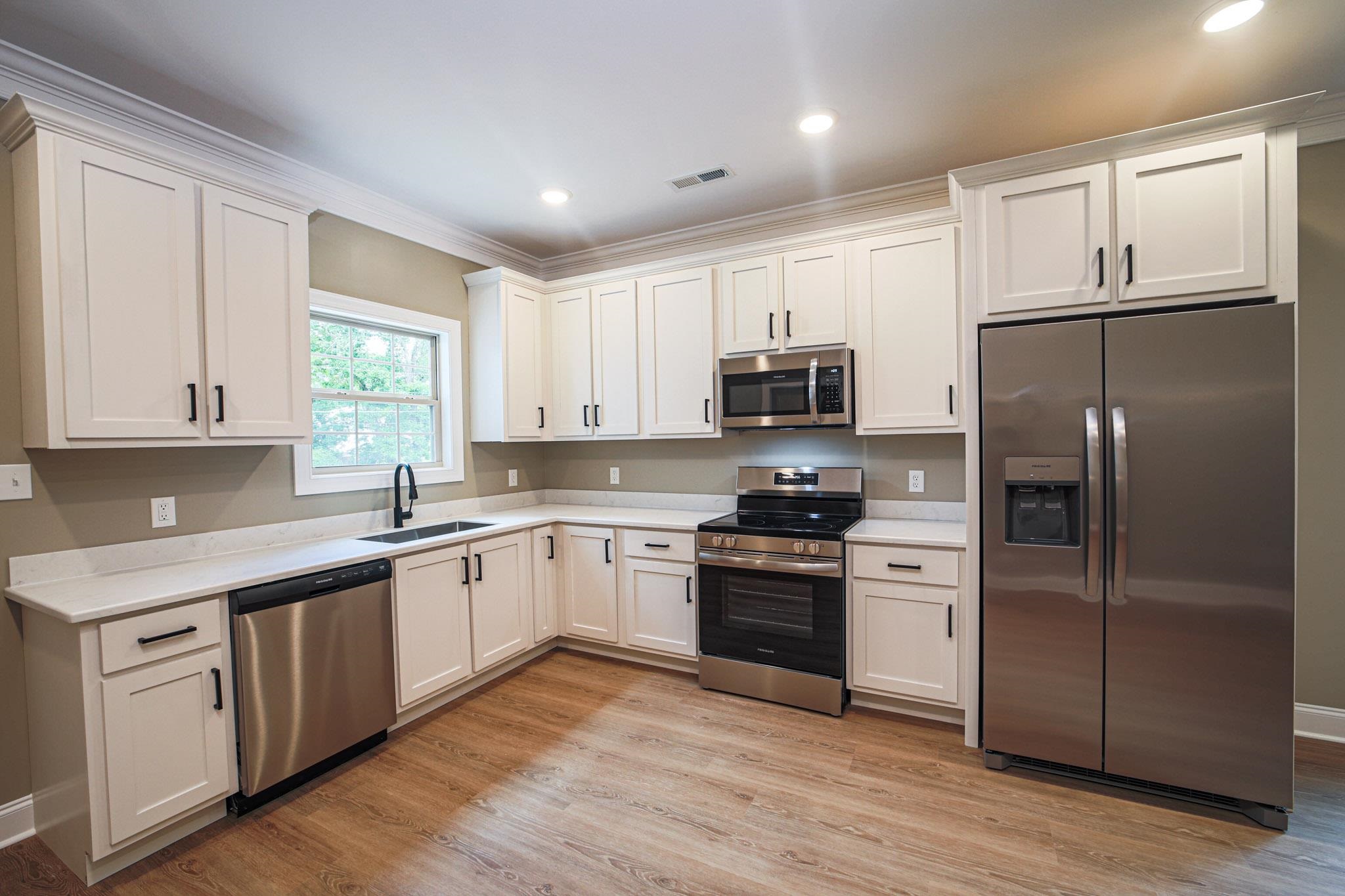 426 Smith St, Florence, AL 35630 — photo 11