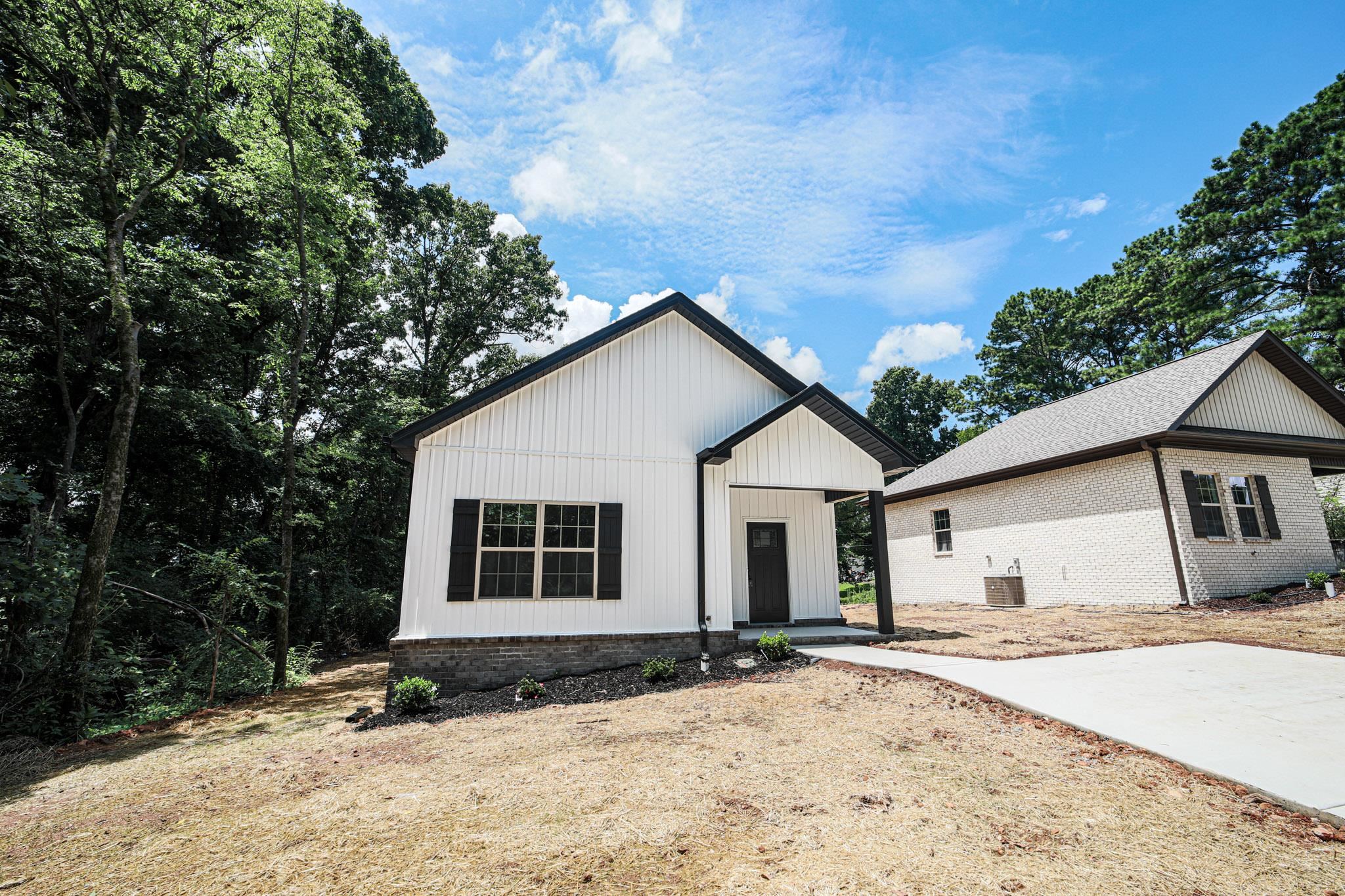 426 Smith St, Florence, AL 35630 — photo 5