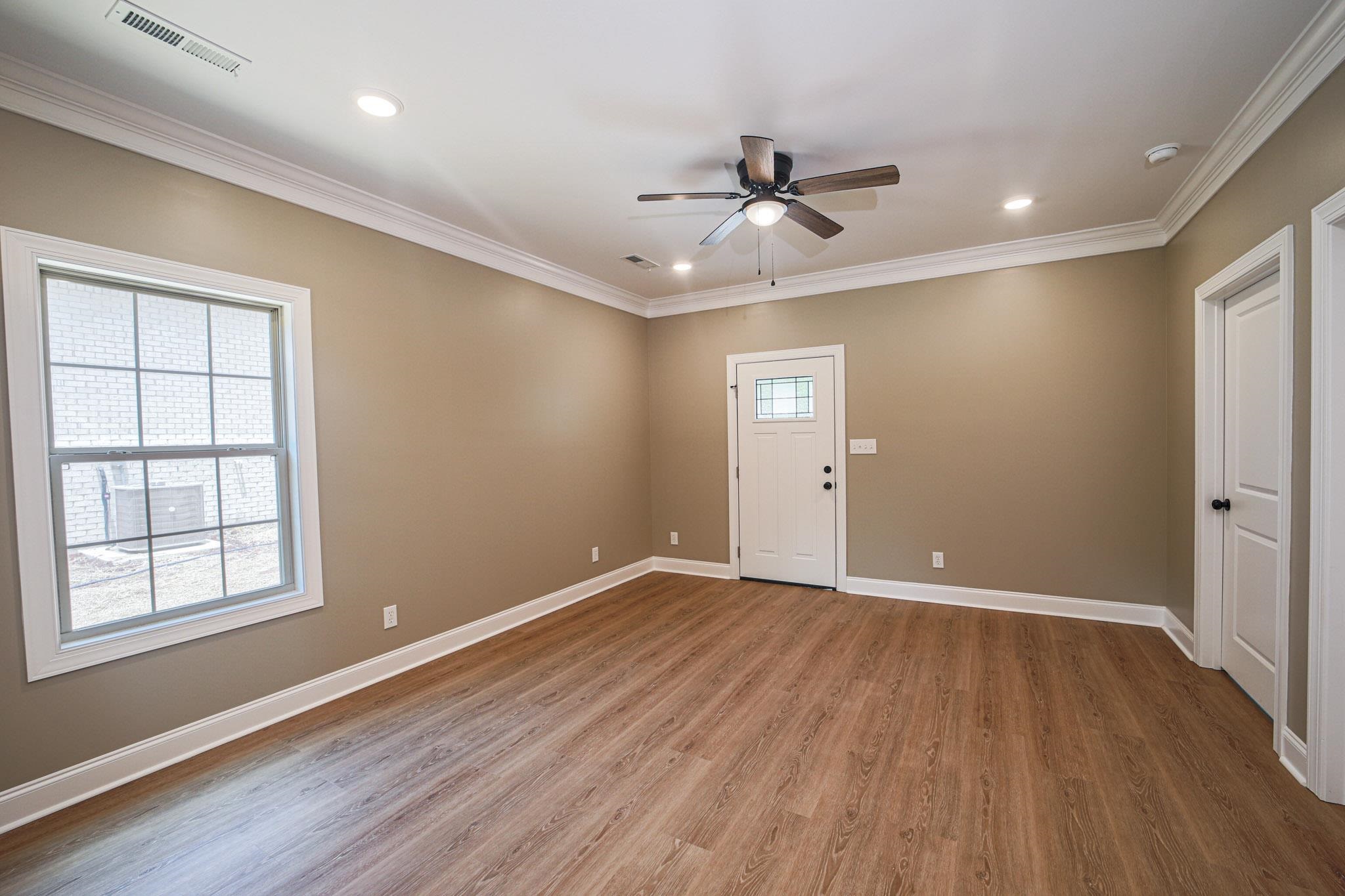 426 Smith St, Florence, AL 35630 — photo 8