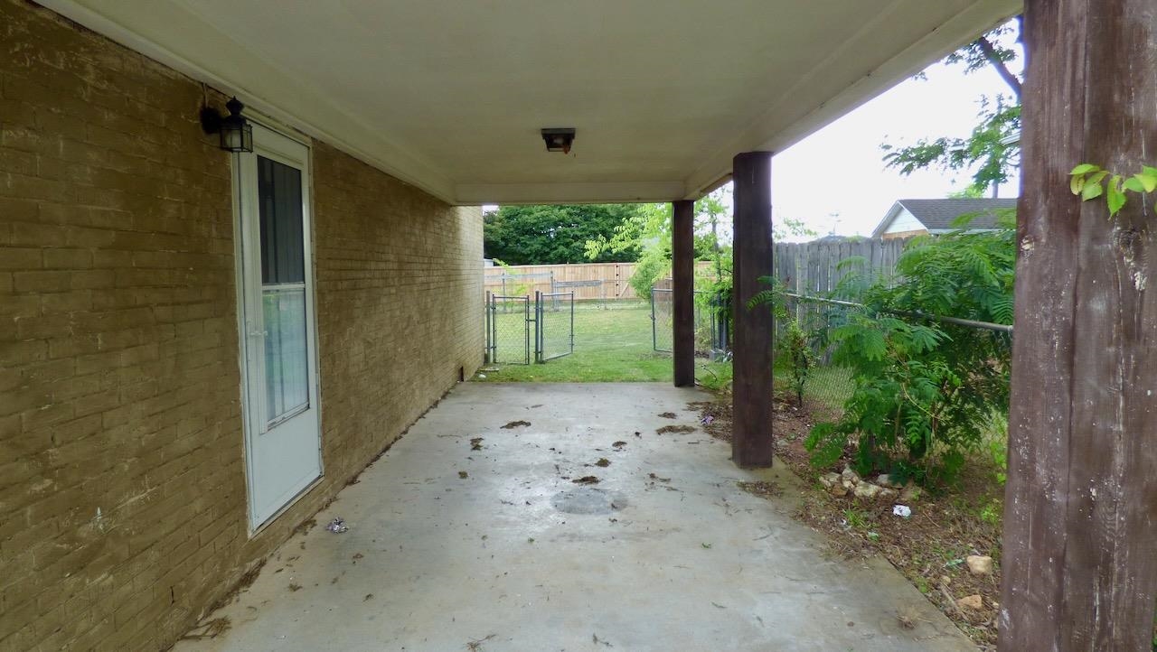 402 Ford St, Muscle Shoals, AL 35661 — photo 2
