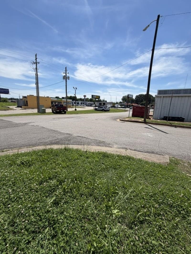 00 NE 16th St, Sheffield, AL 35660 — photo 2