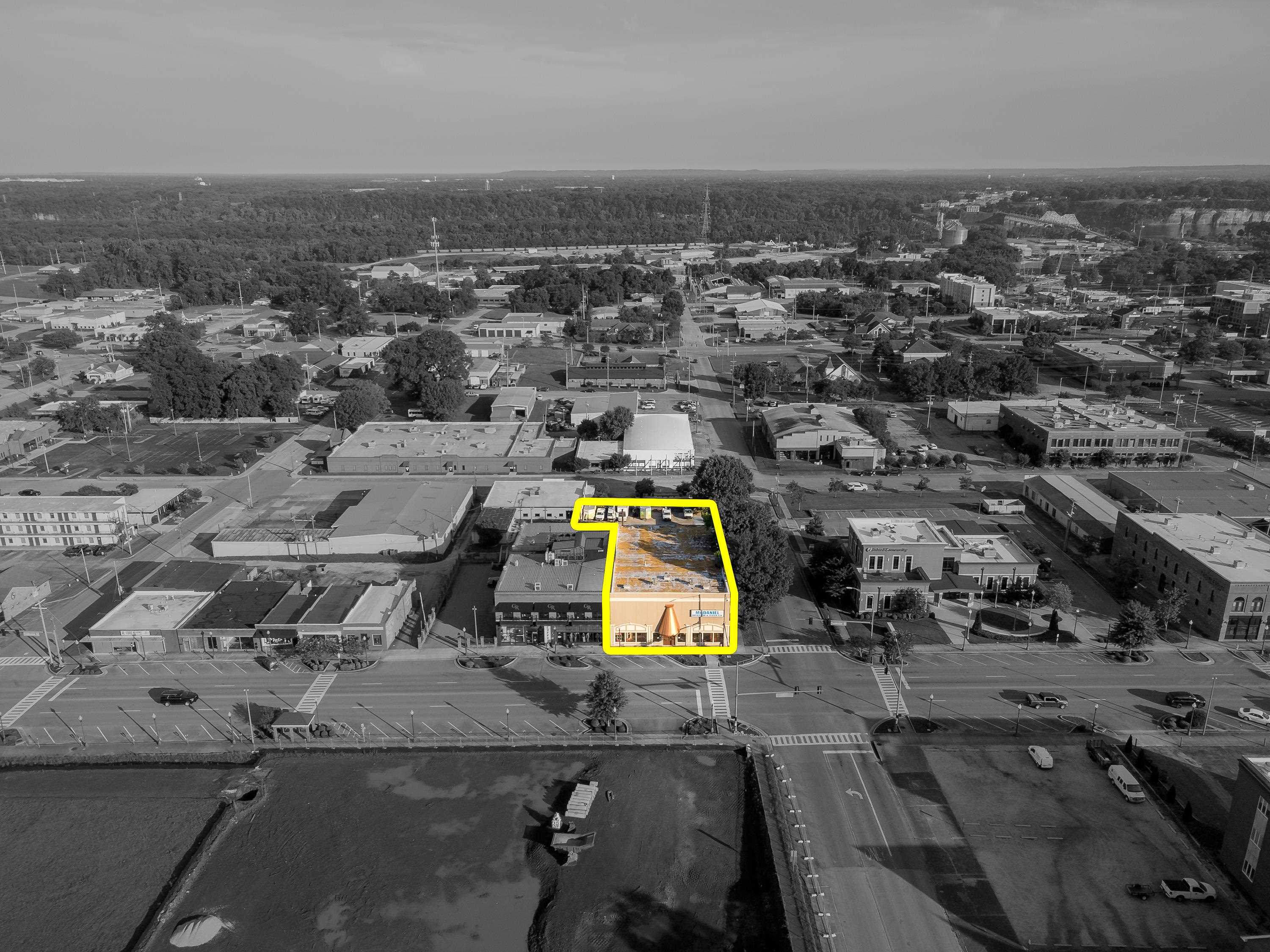 300 E Tennessee St, Florence, AL 35630 — photo 10