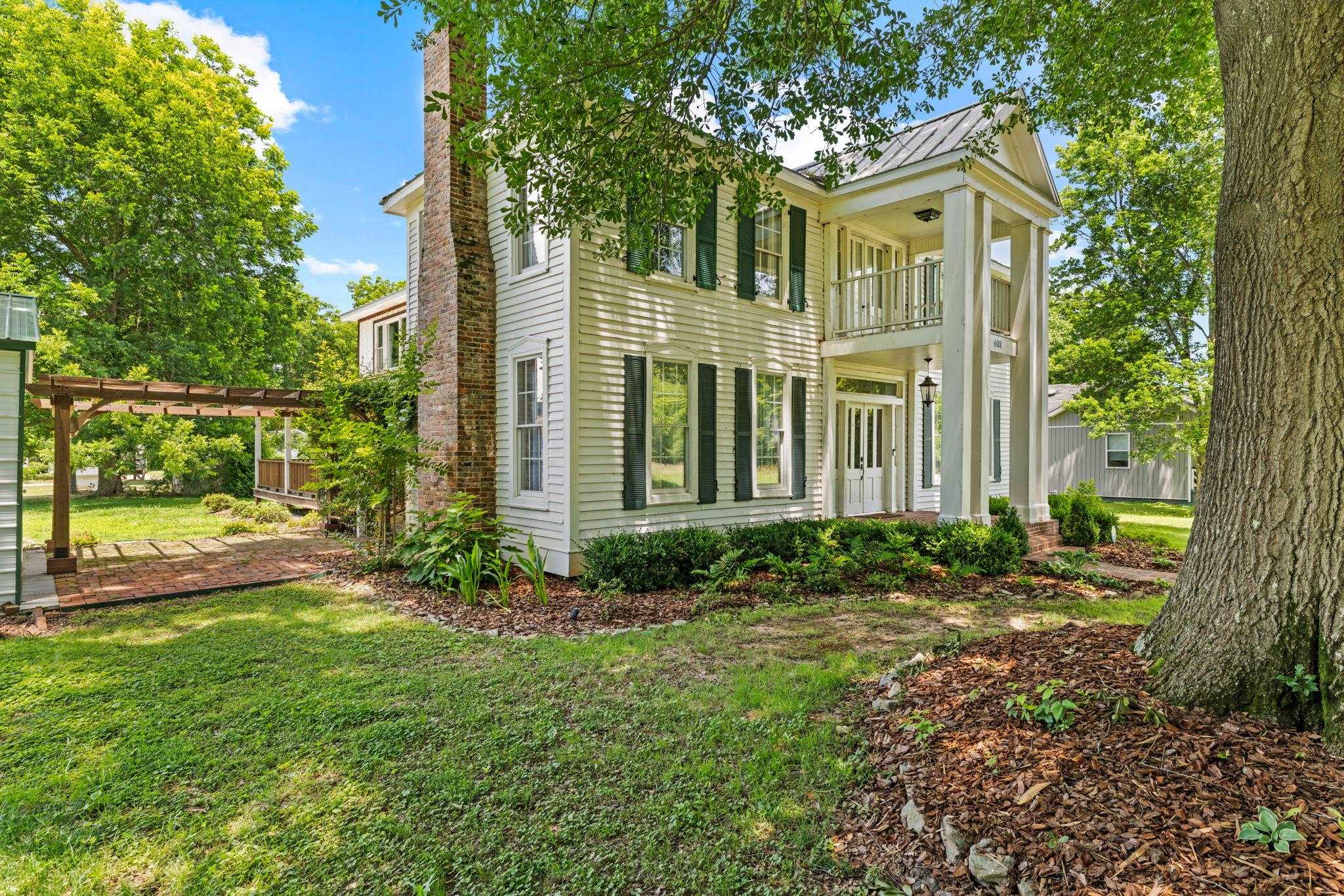608 W 4th St, Tuscumbia, AL 35674 — photo 3