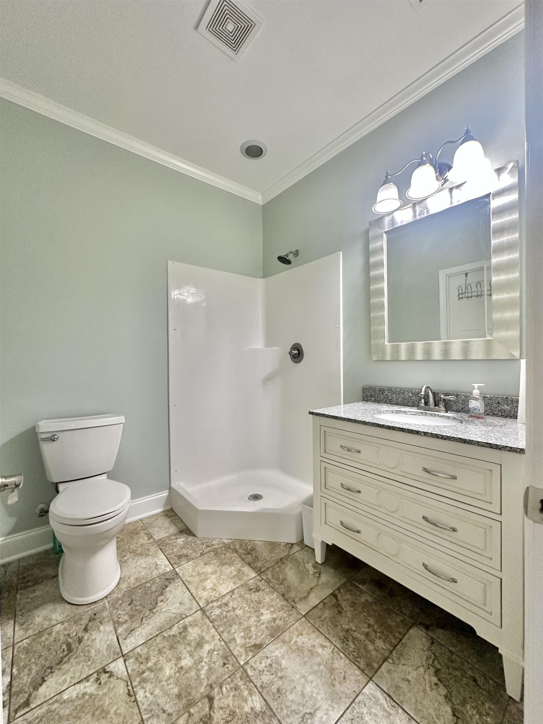 208 W 3rd St, Tuscumbia, AL 35674 — photo 12