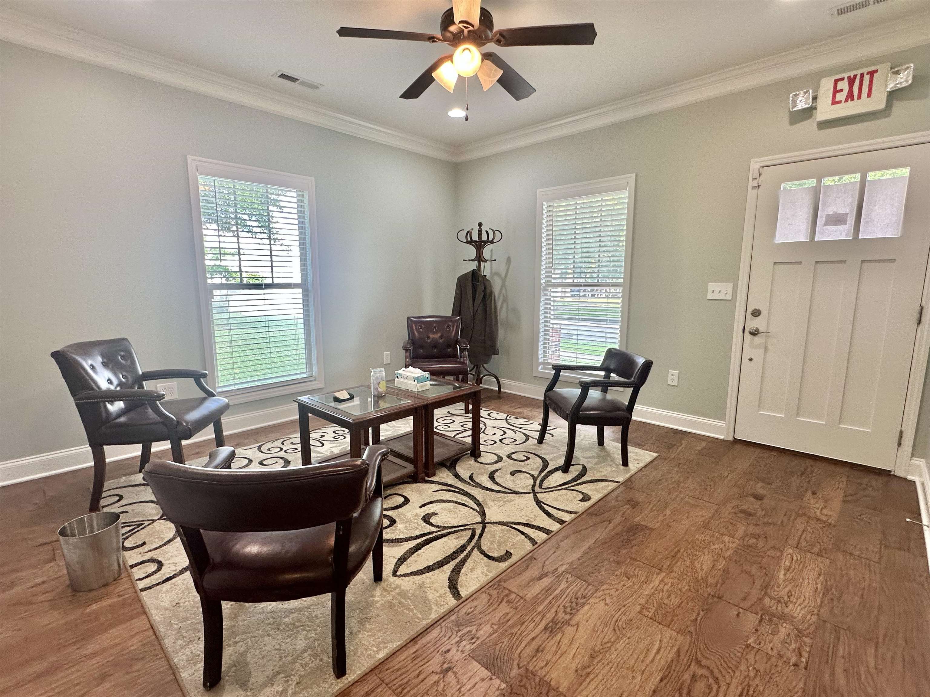 208 W 3rd St, Tuscumbia, AL 35674 — photo 5