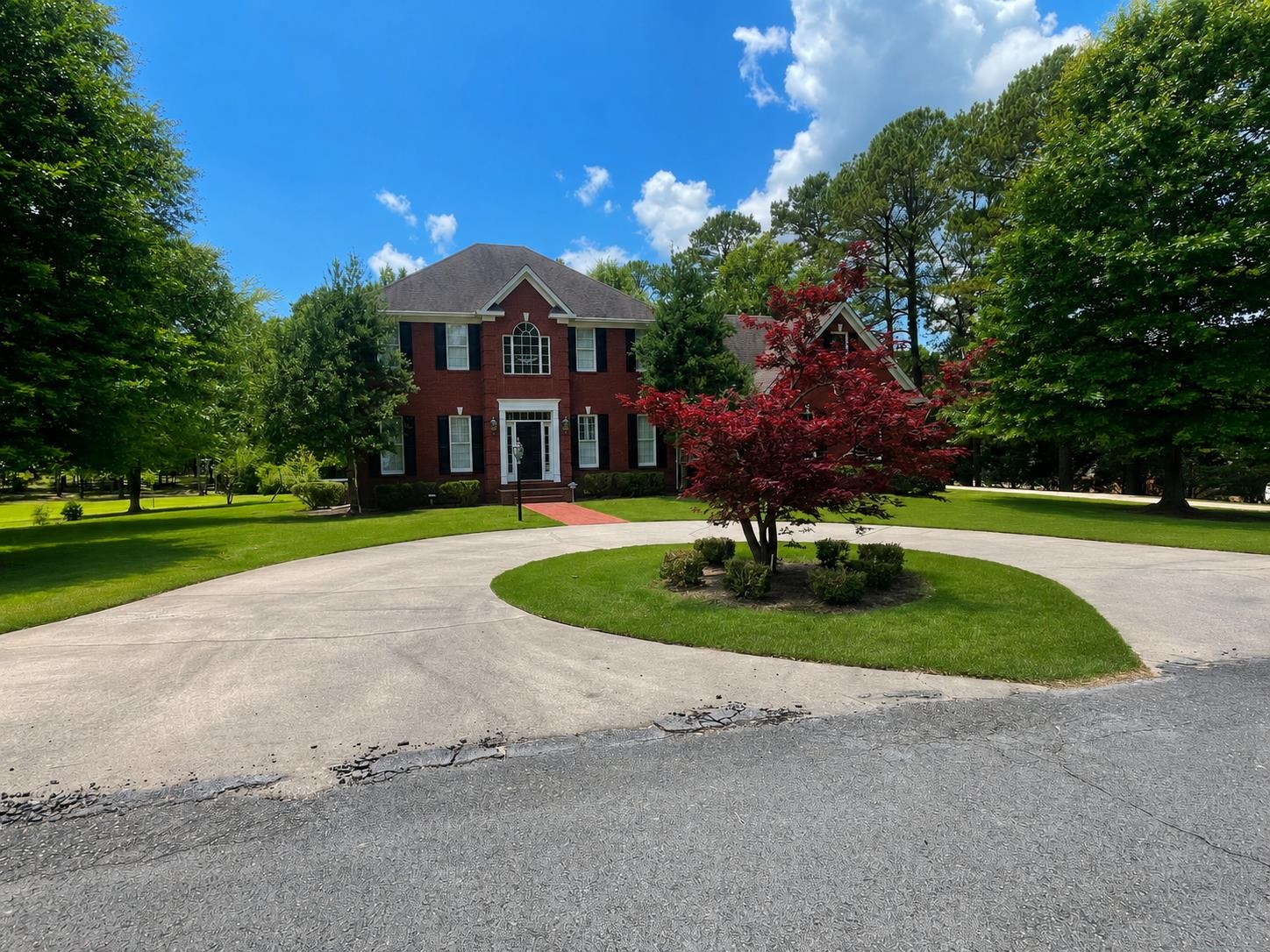 170 Rosedale Cir, Hamilton, AL 35570 — photo 1