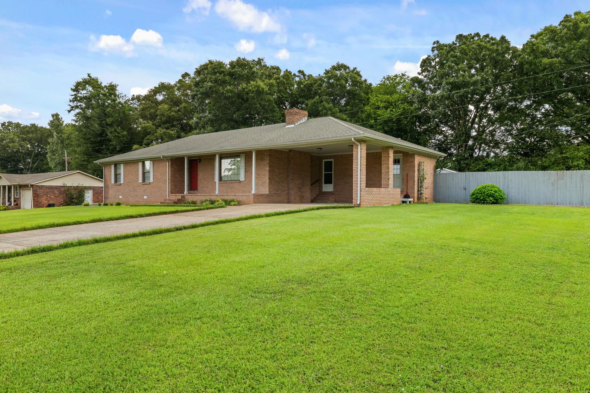 125 Augusta St, Florence, AL 35633 — photo 2