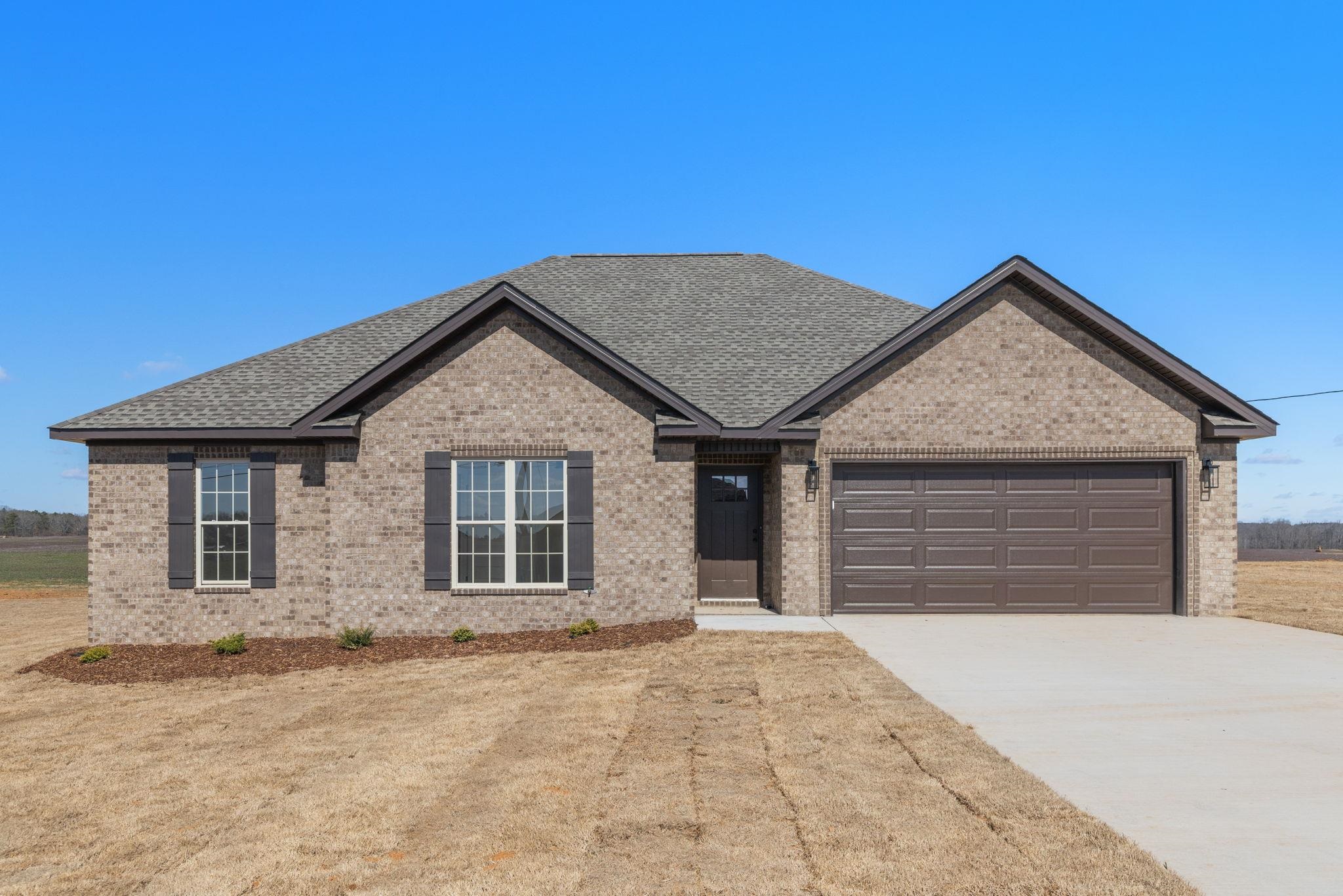 986 Co Rd 31, Killen, AL 35645 — photo 1
