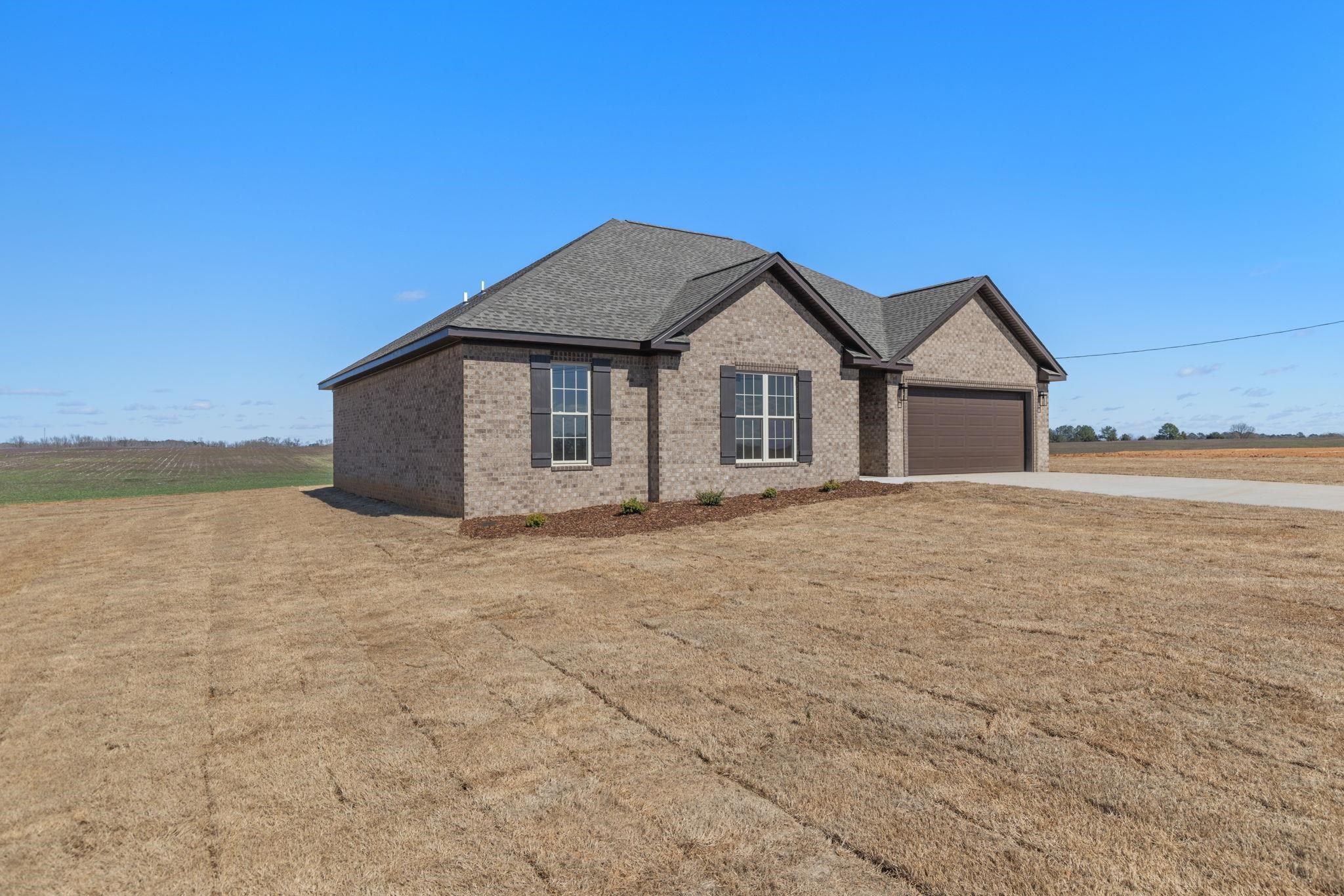 986 Co Rd 31, Killen, AL 35645 — photo 3