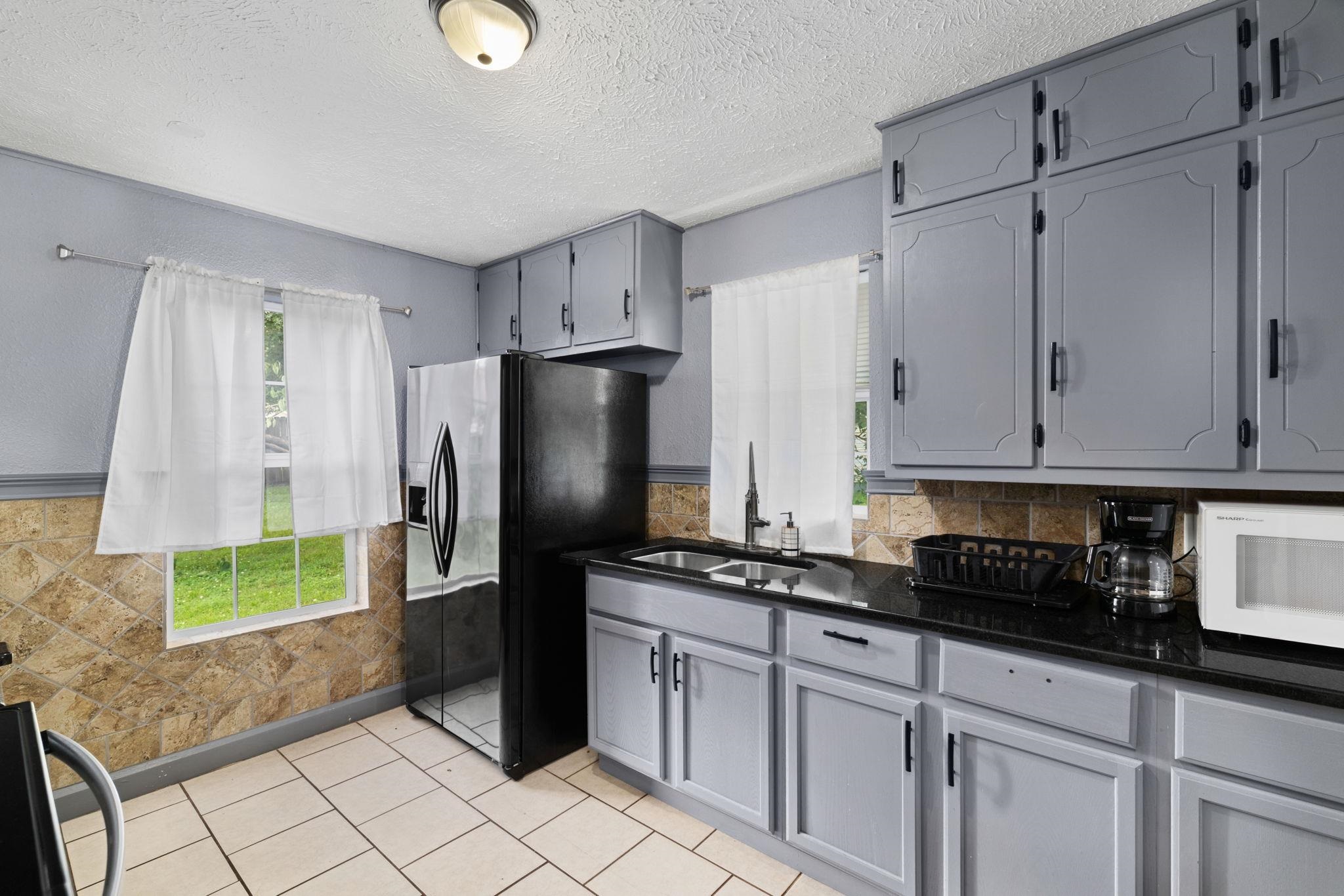 611 E Mobile St, Florence, AL 35630 — photo 11