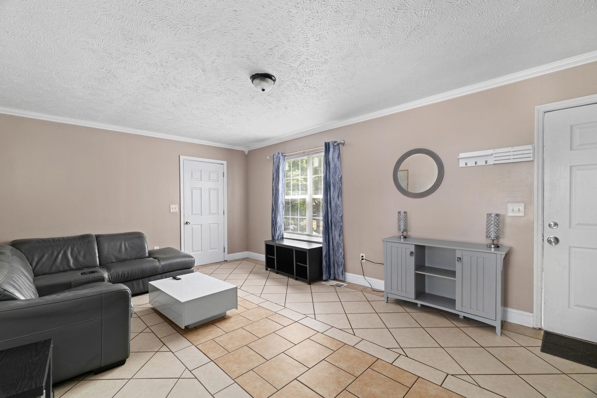 611 E Mobile St, Florence, AL 35630 — photo 5