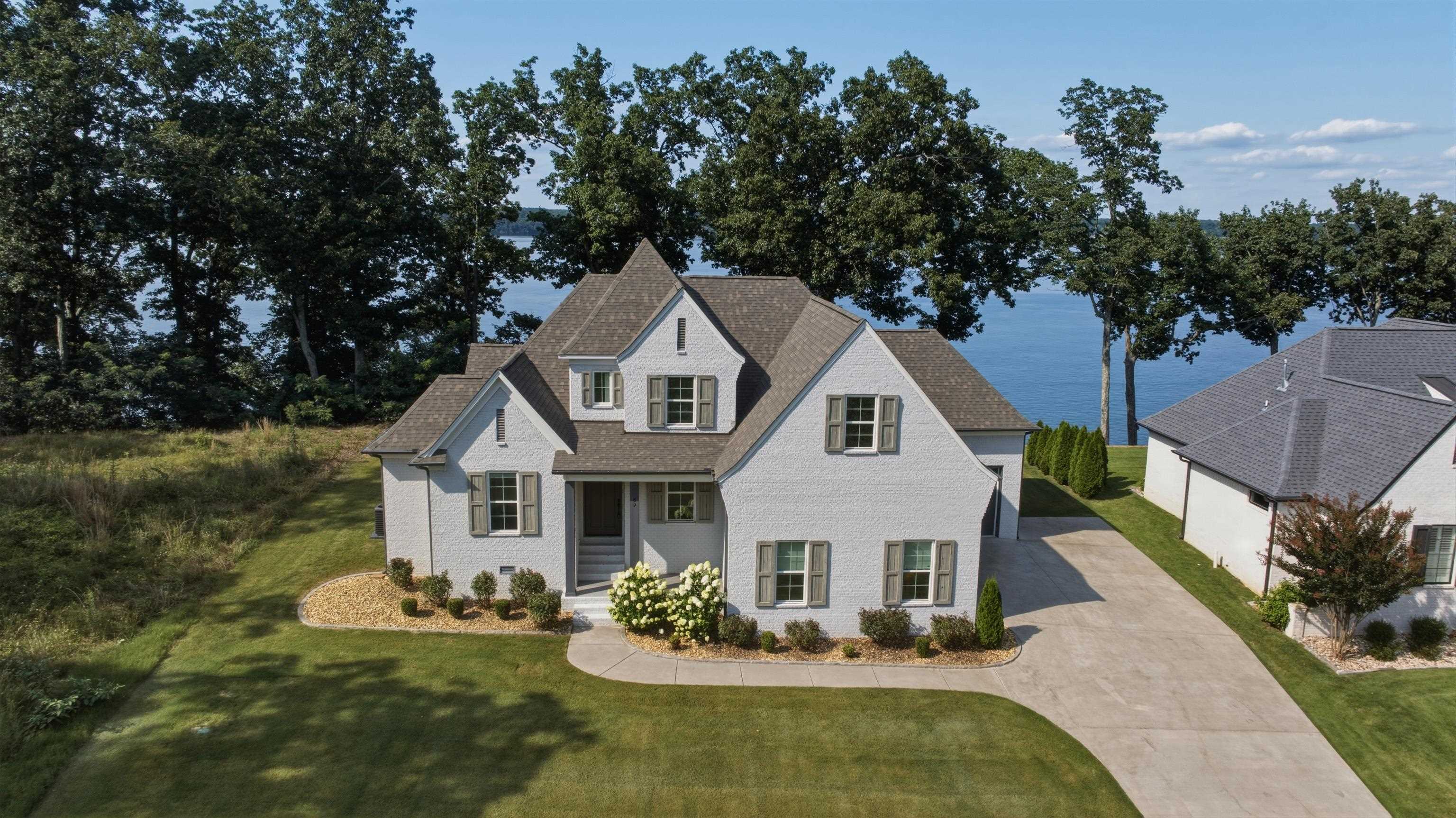 69 Crown Point Dr, Muscle Shoals, AL 35661 — photo 3