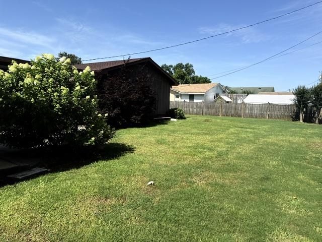 807 Tyler Ave, Muscle Shoals, AL 35661 — photo 7