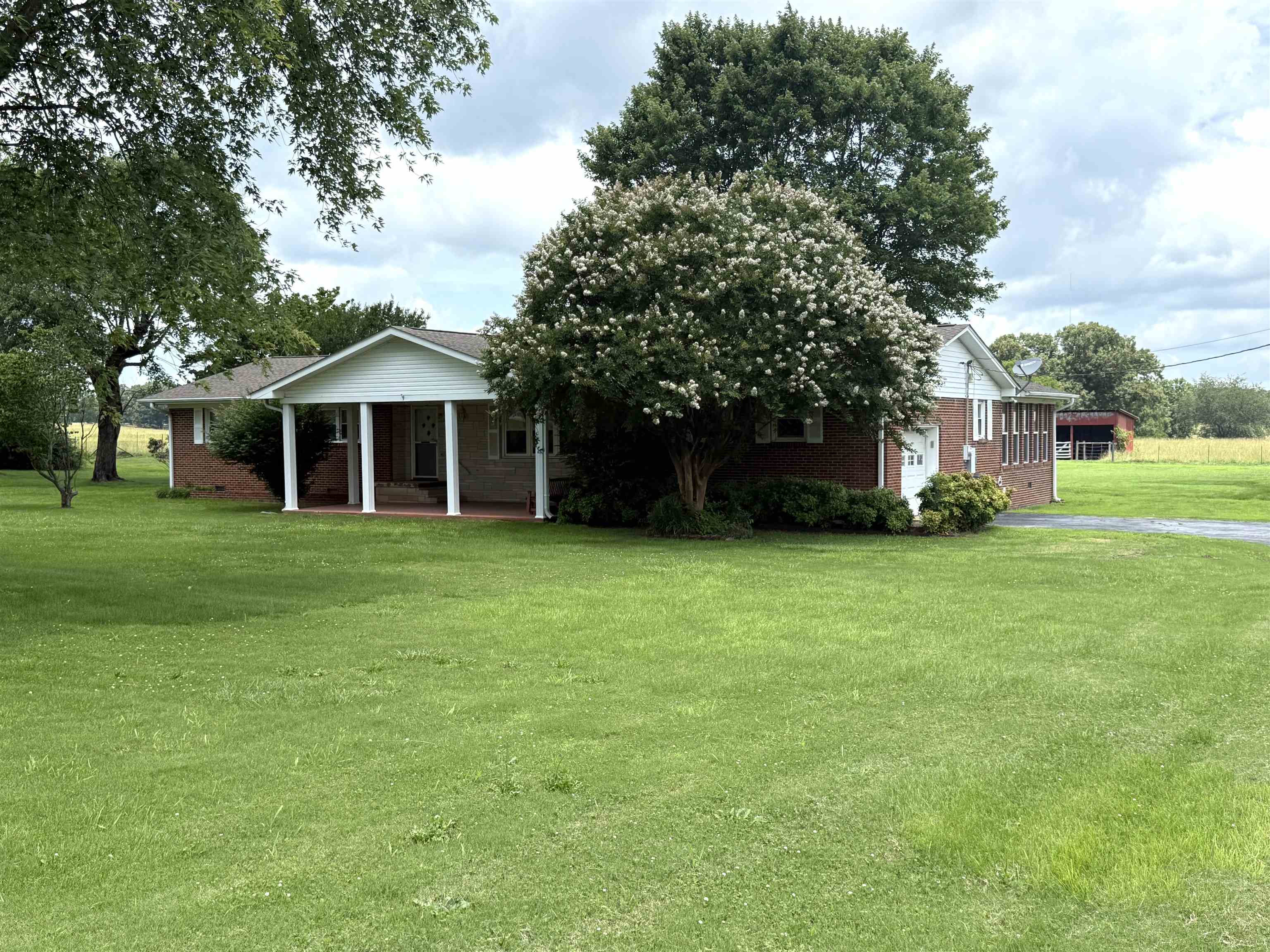 2121 Co Rd 76, Rogersville, AL 35652 — photo 2
