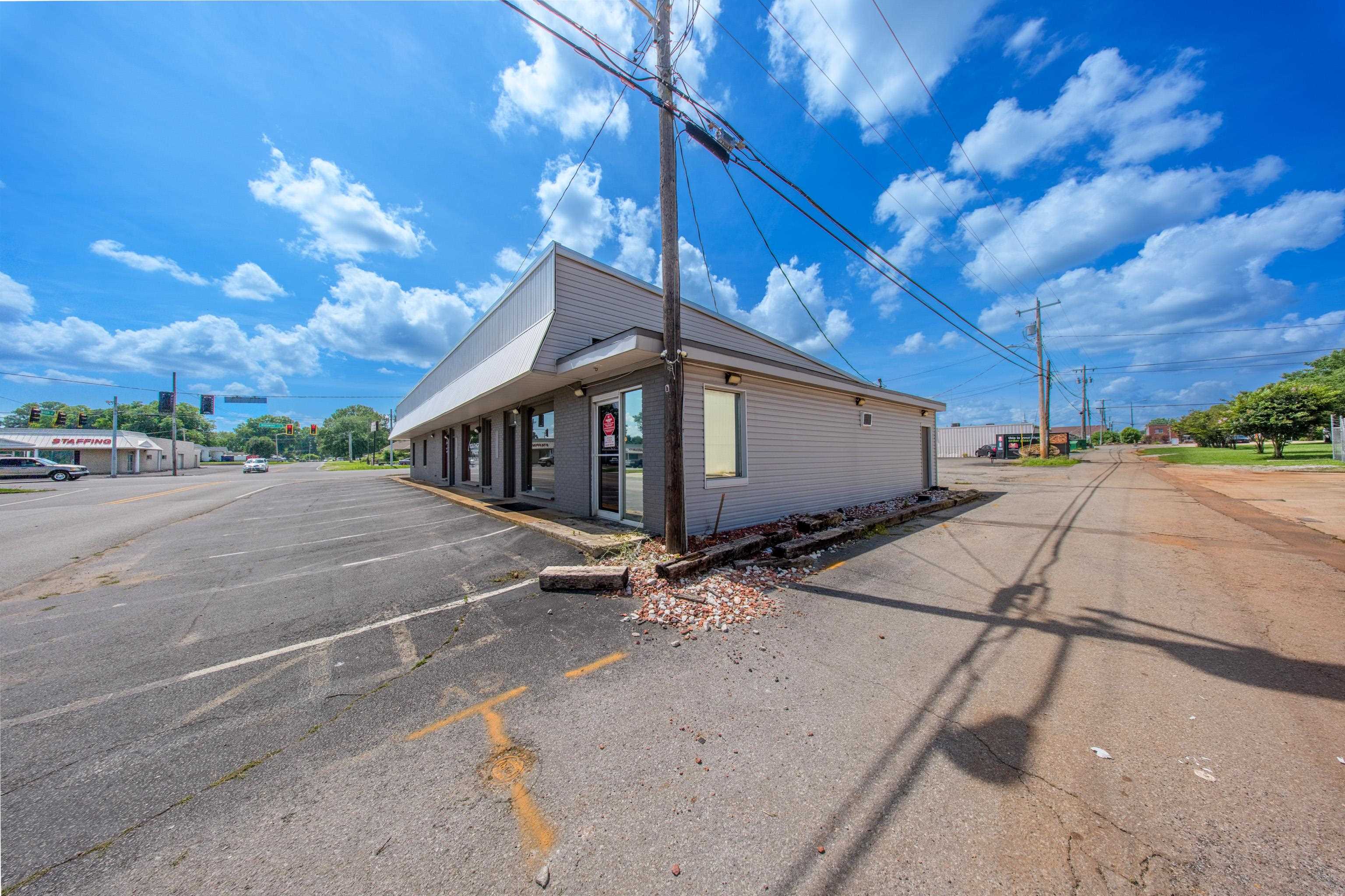1021 Woodward Ave, Muscle Shoals, AL 35661 — photo 5