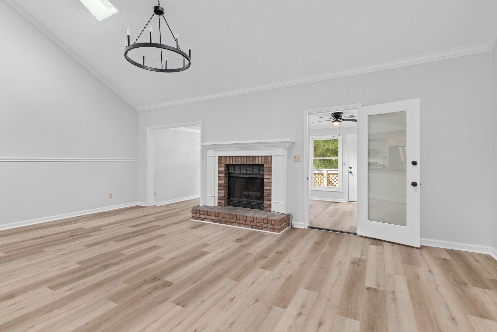 249 Woodcastle Dr, Florence, AL 35630 — photo 8