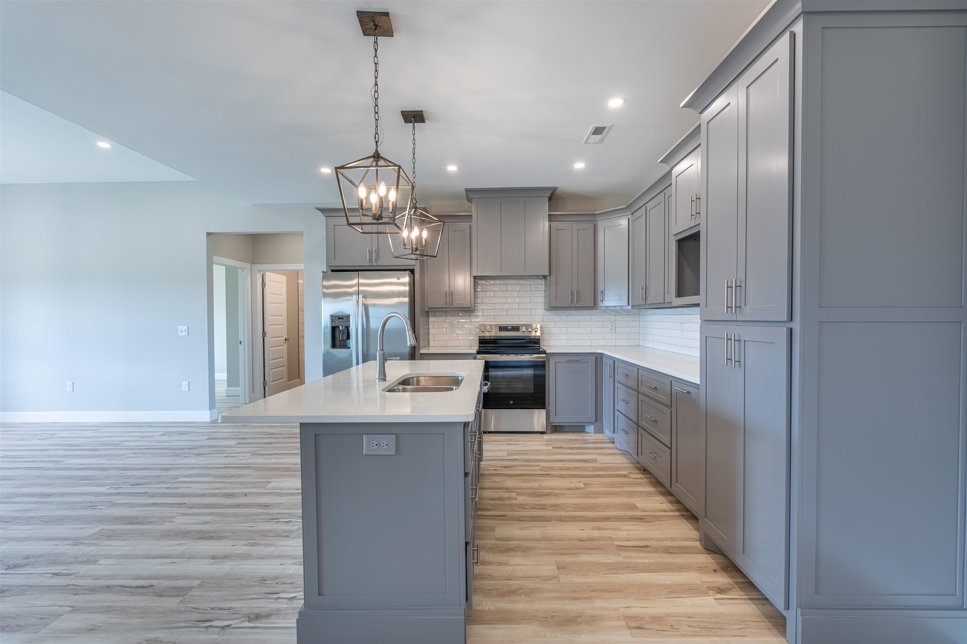 251 Hummingbird Way, Killen, AL 35645 — photo 11
