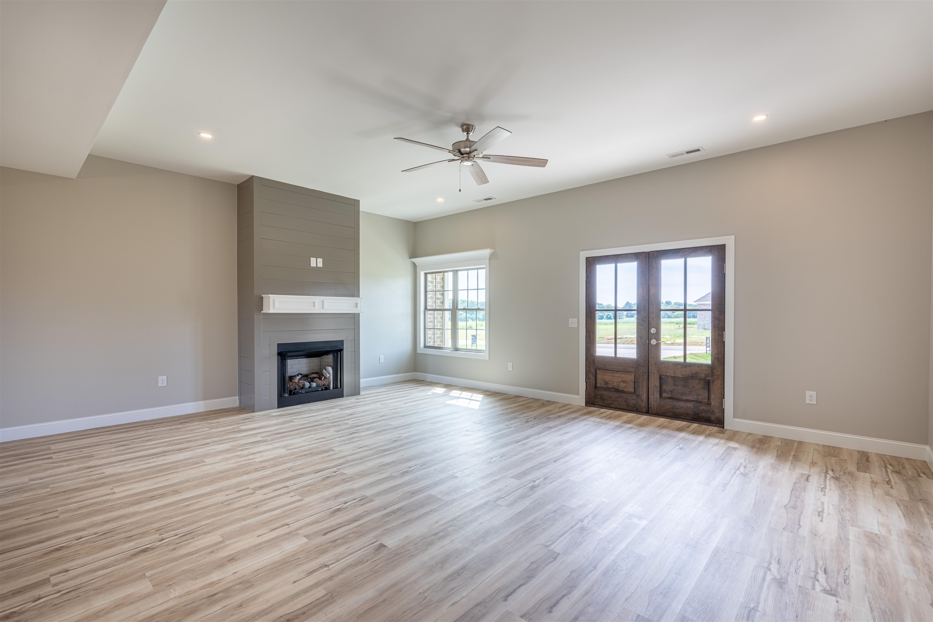 251 Hummingbird Way, Killen, AL 35645 — photo 3