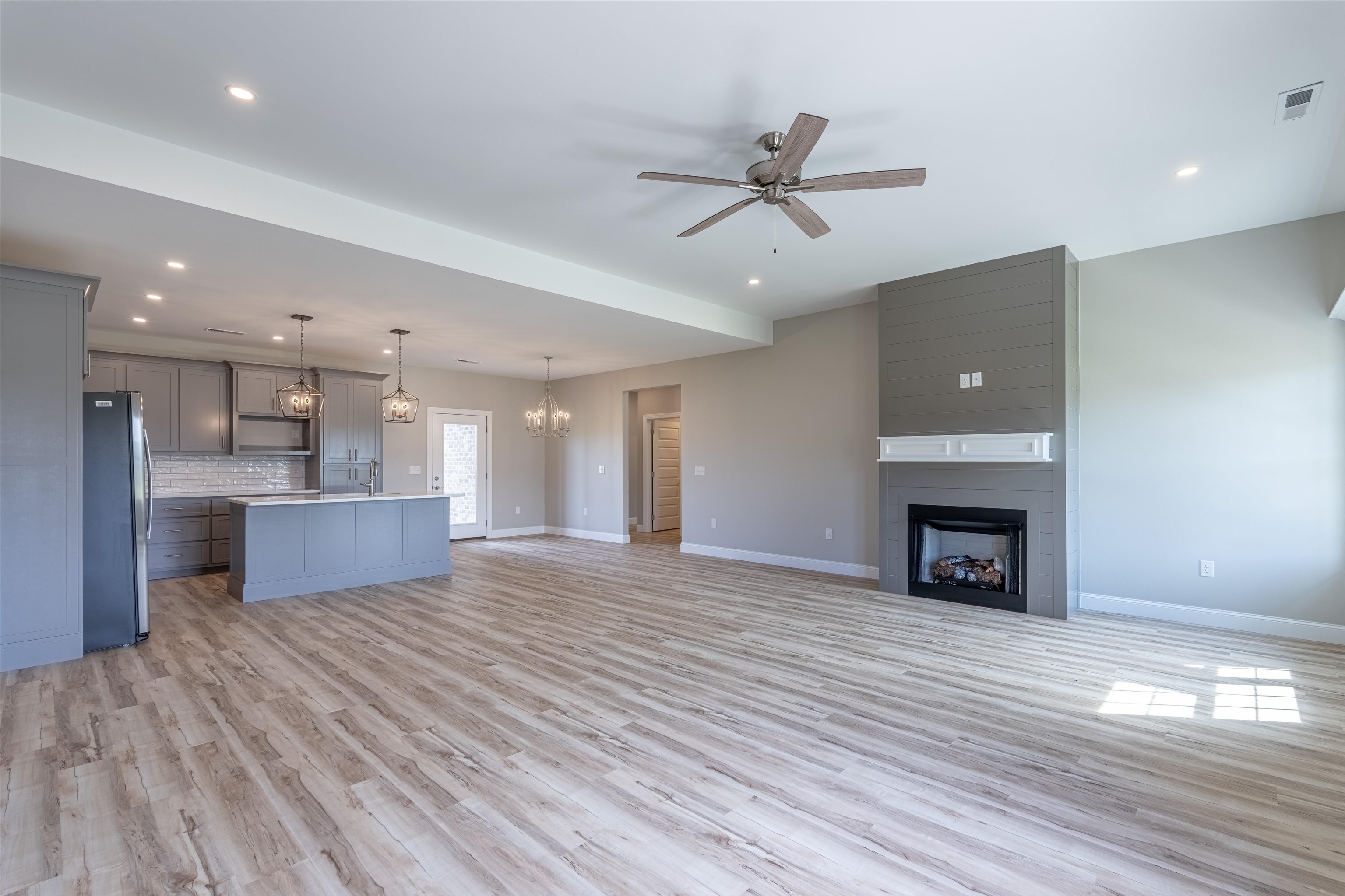 251 Hummingbird Way, Killen, AL 35645 — photo 6