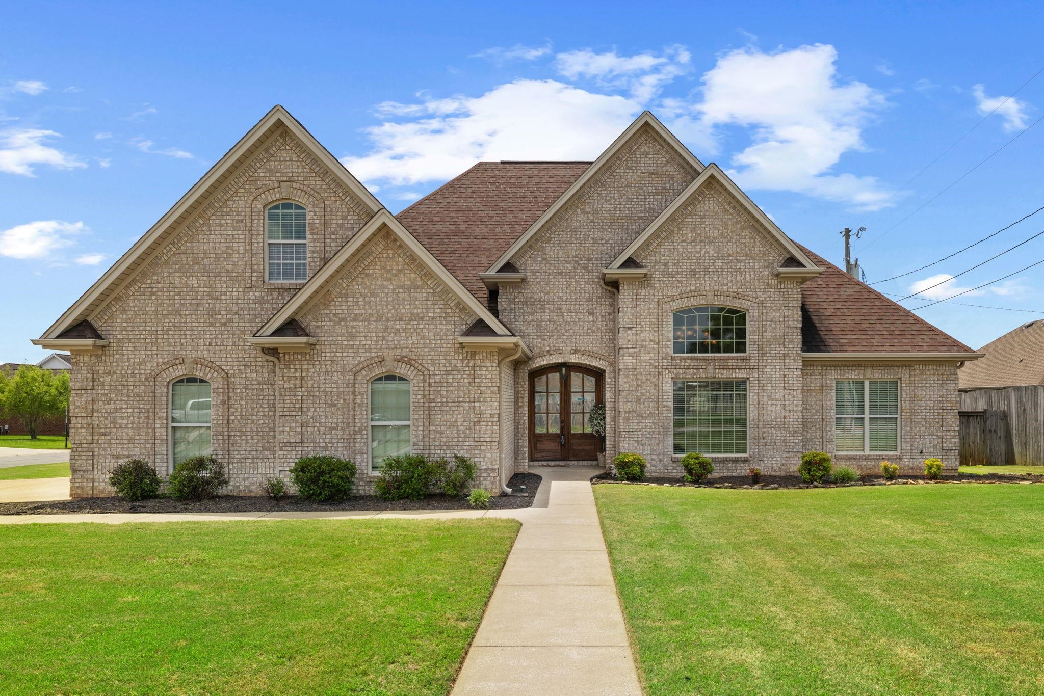 2502 Brown St, Muscle Shoals, AL 35661 — photo 1