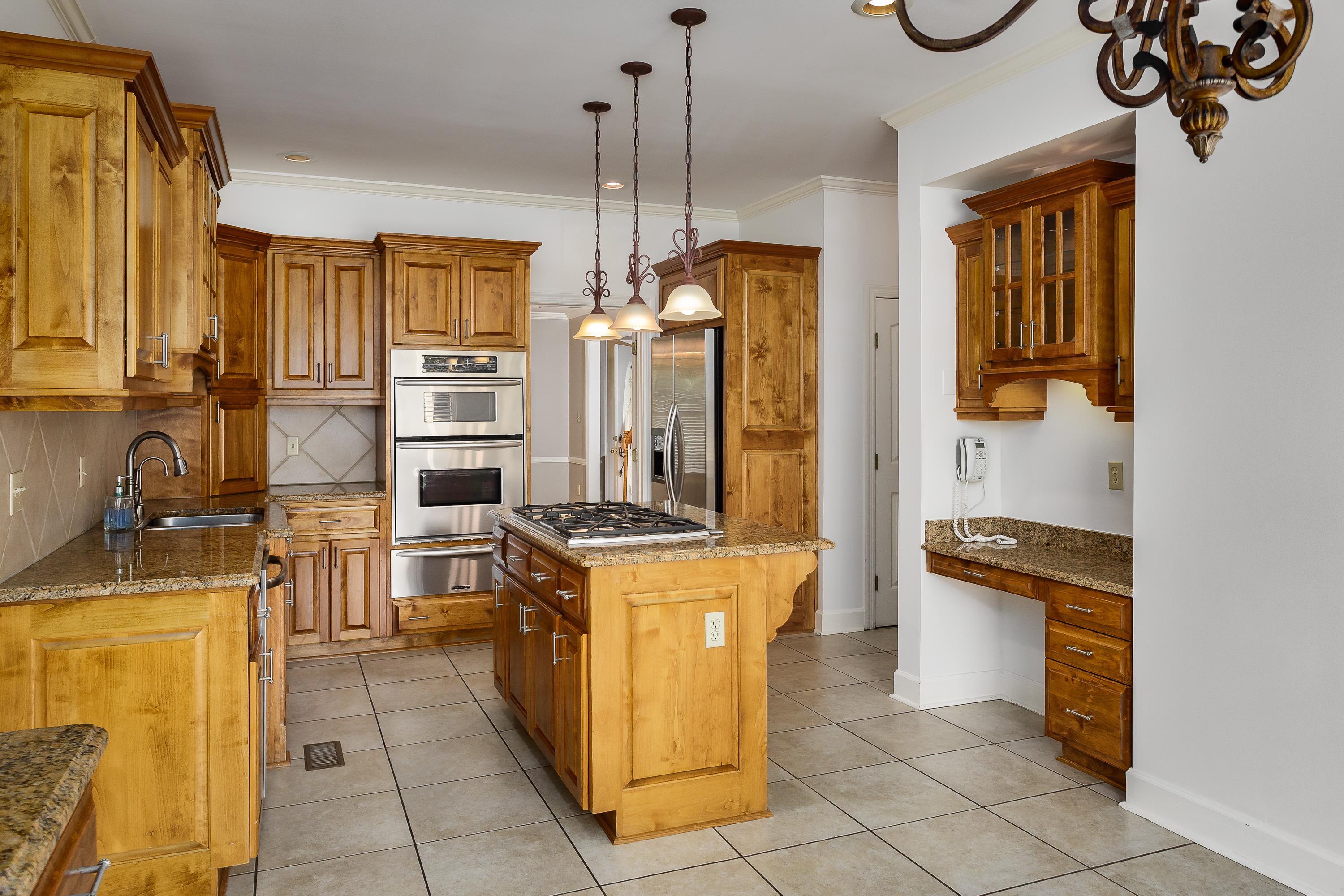 111 Stoney Creek Dr, Florence, AL 35633 — photo 12