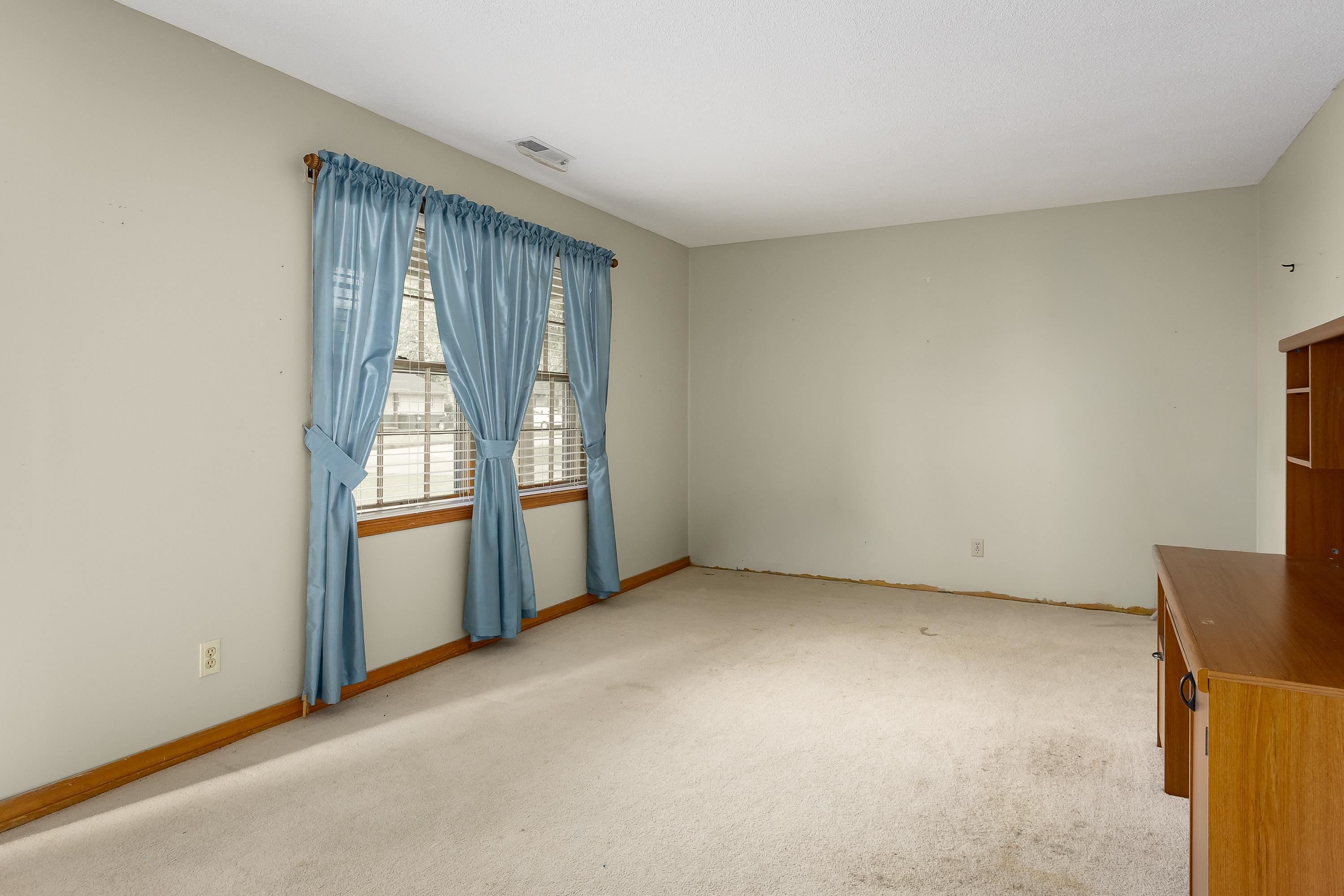 1006 Hemlock St, Tuscumbia, AL 35674 — photo 5