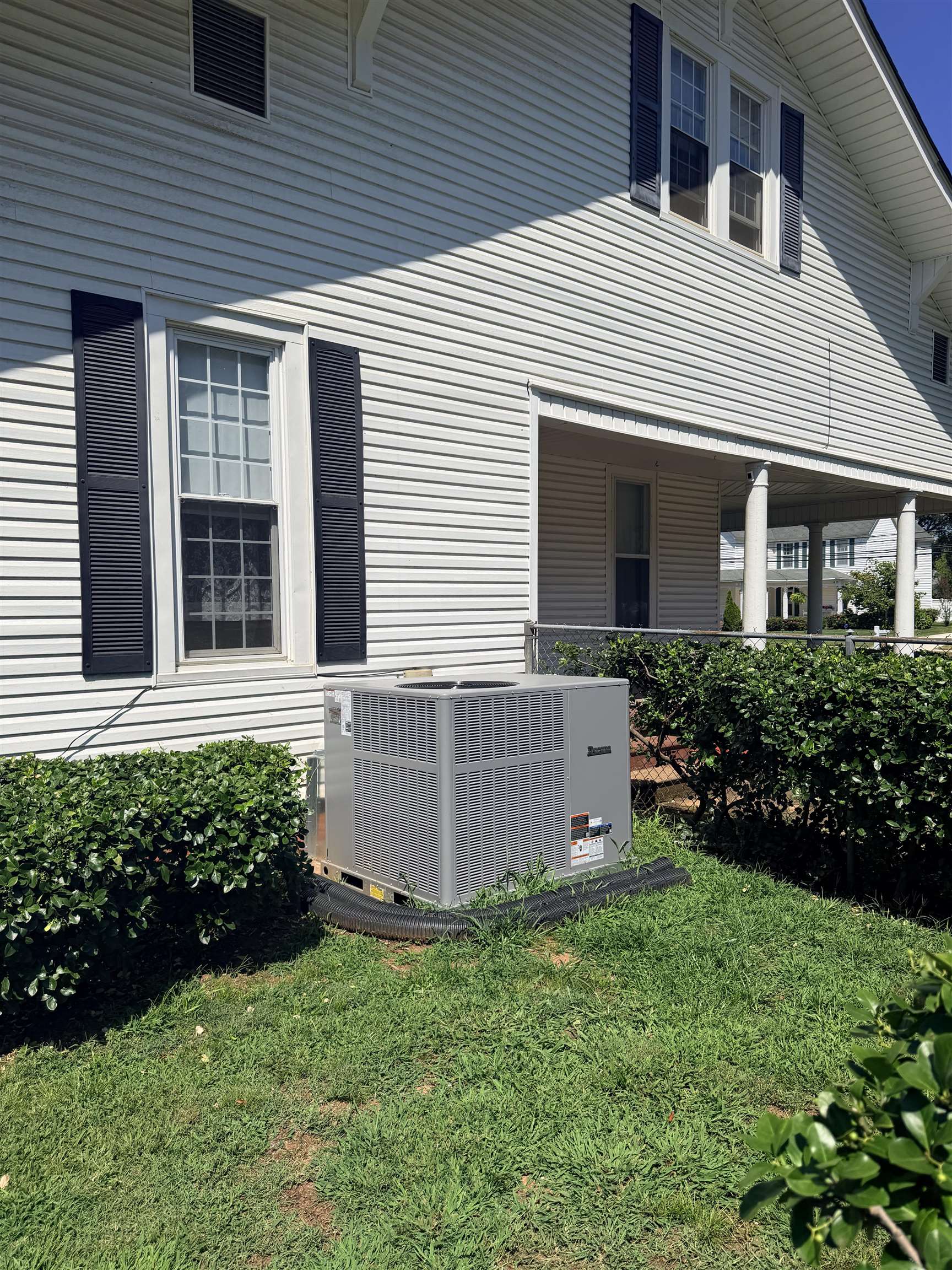 408 E 6th St, Tuscumbia, AL 35674 — photo 2