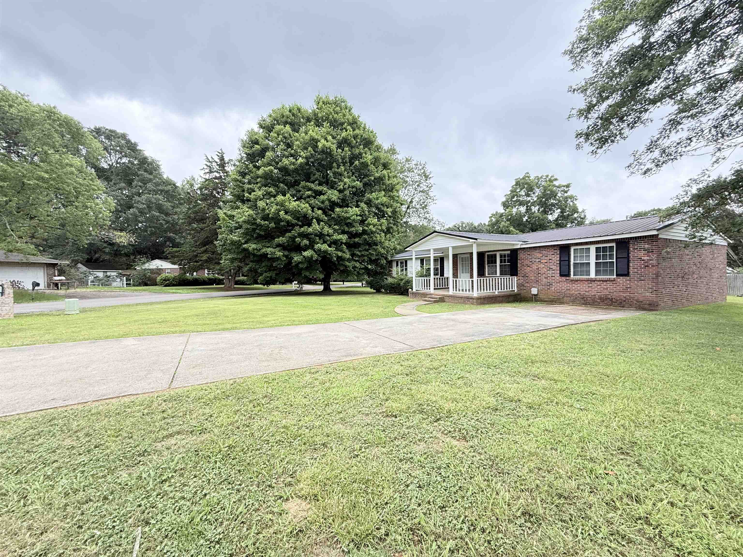 241 Greer Dr, Rogersville, AL 35652 — photo 2