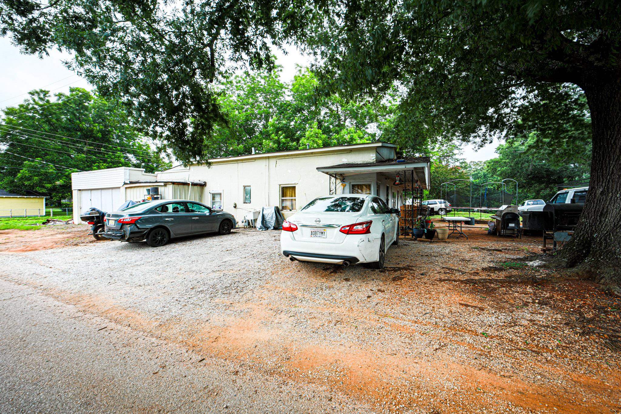 401/403 O'Neal St, Florence, AL 35630 — photo 5