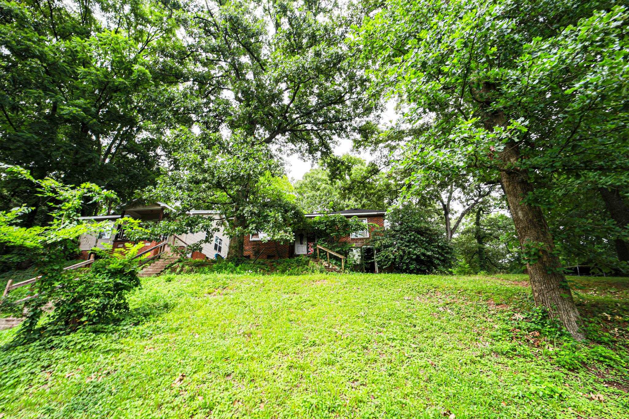 806/806 1/2 Hermitage Dr, Florence, AL 35630 — photo 10