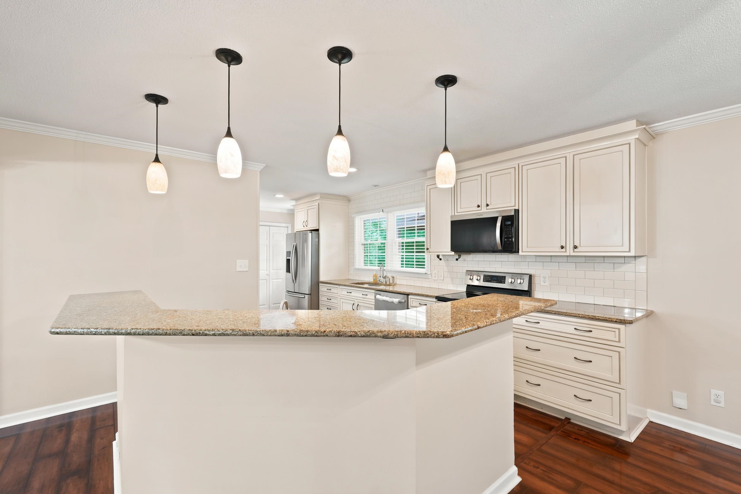 111 Chestnut Ln, Sheffield, AL 35660 — photo 11