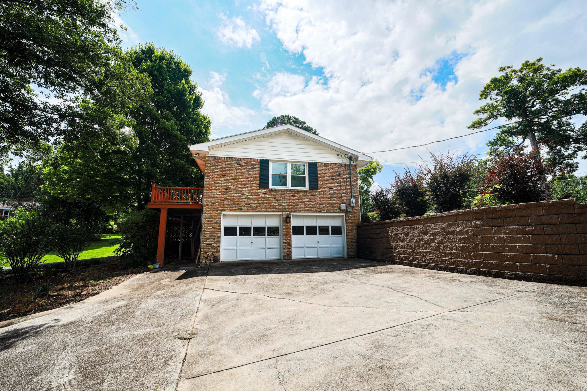 302 Darby Ave, Sheffield, AL 35660 — photo 4