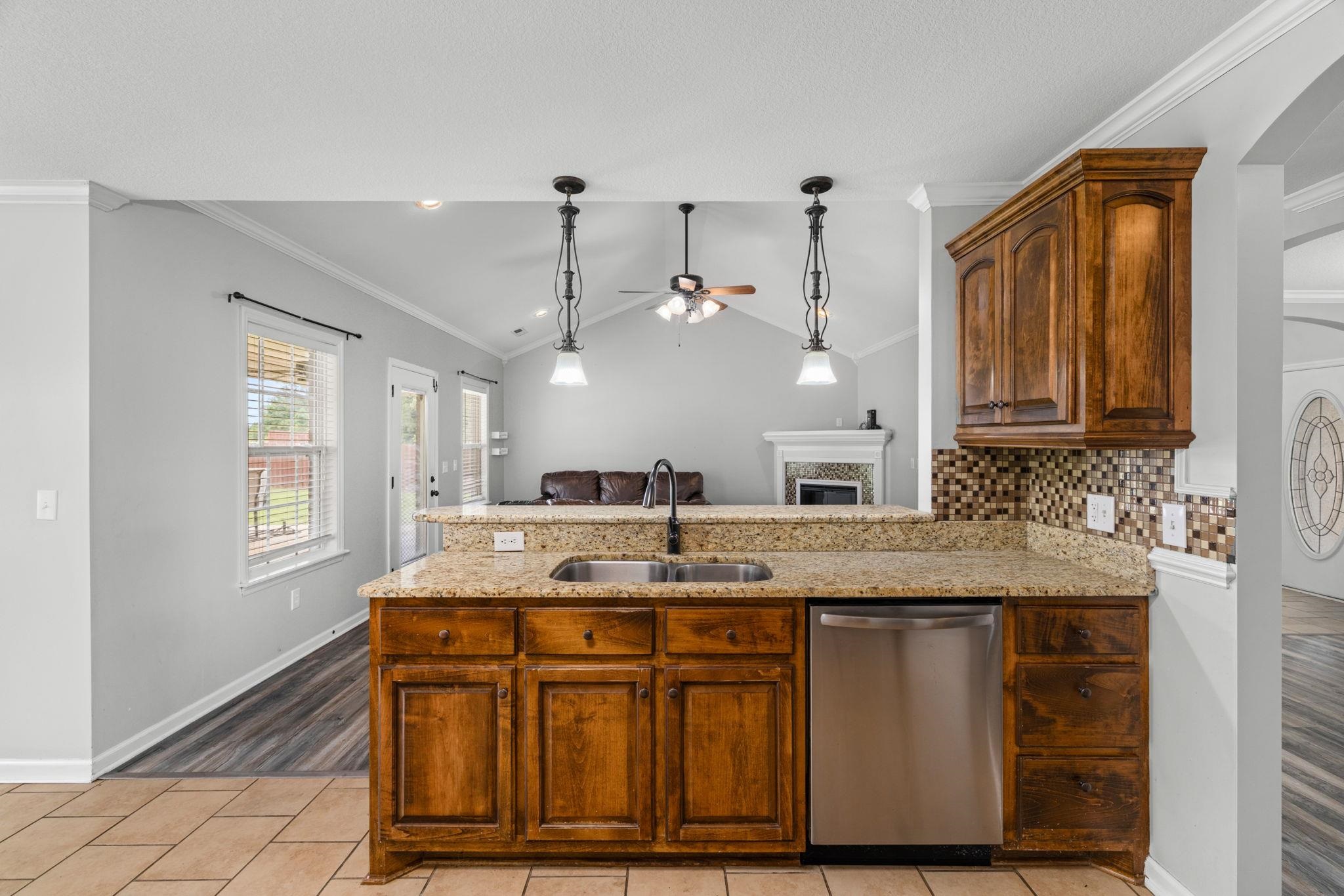178 Savanna Dr, Killen, AL 35645 — photo 10