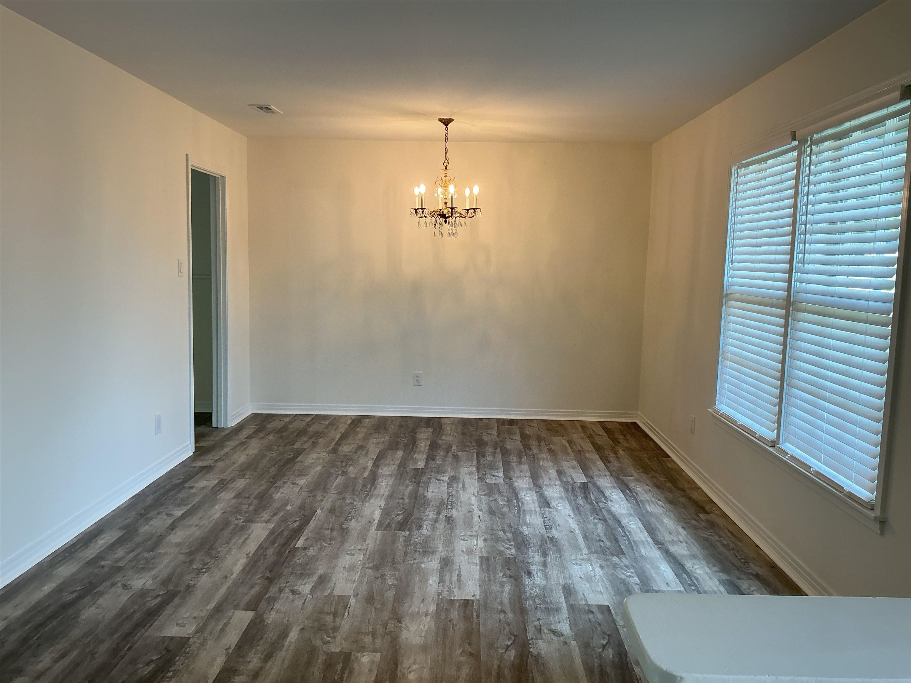 319 Louise St, Florence, AL 35633 — photo 12