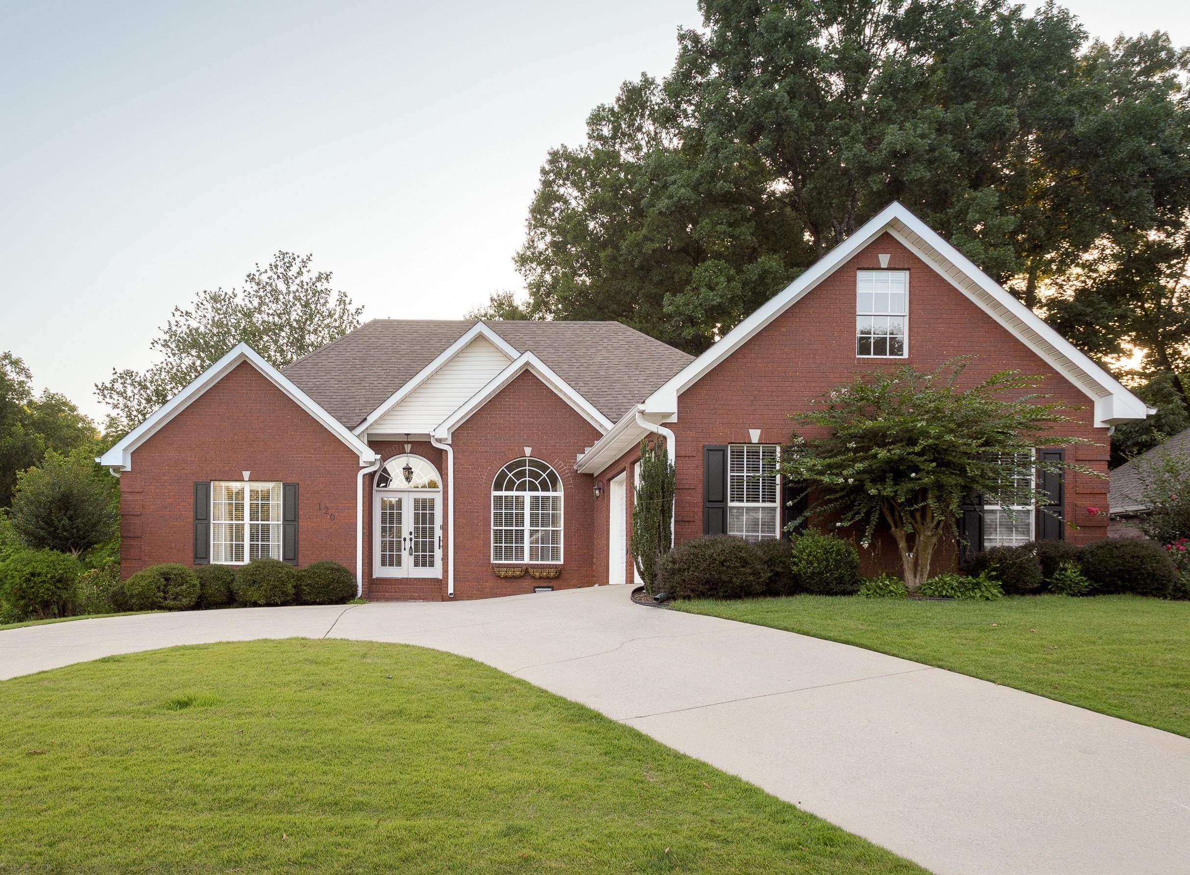 120 Shelley Ln, Florence, AL 35633 — photo 1