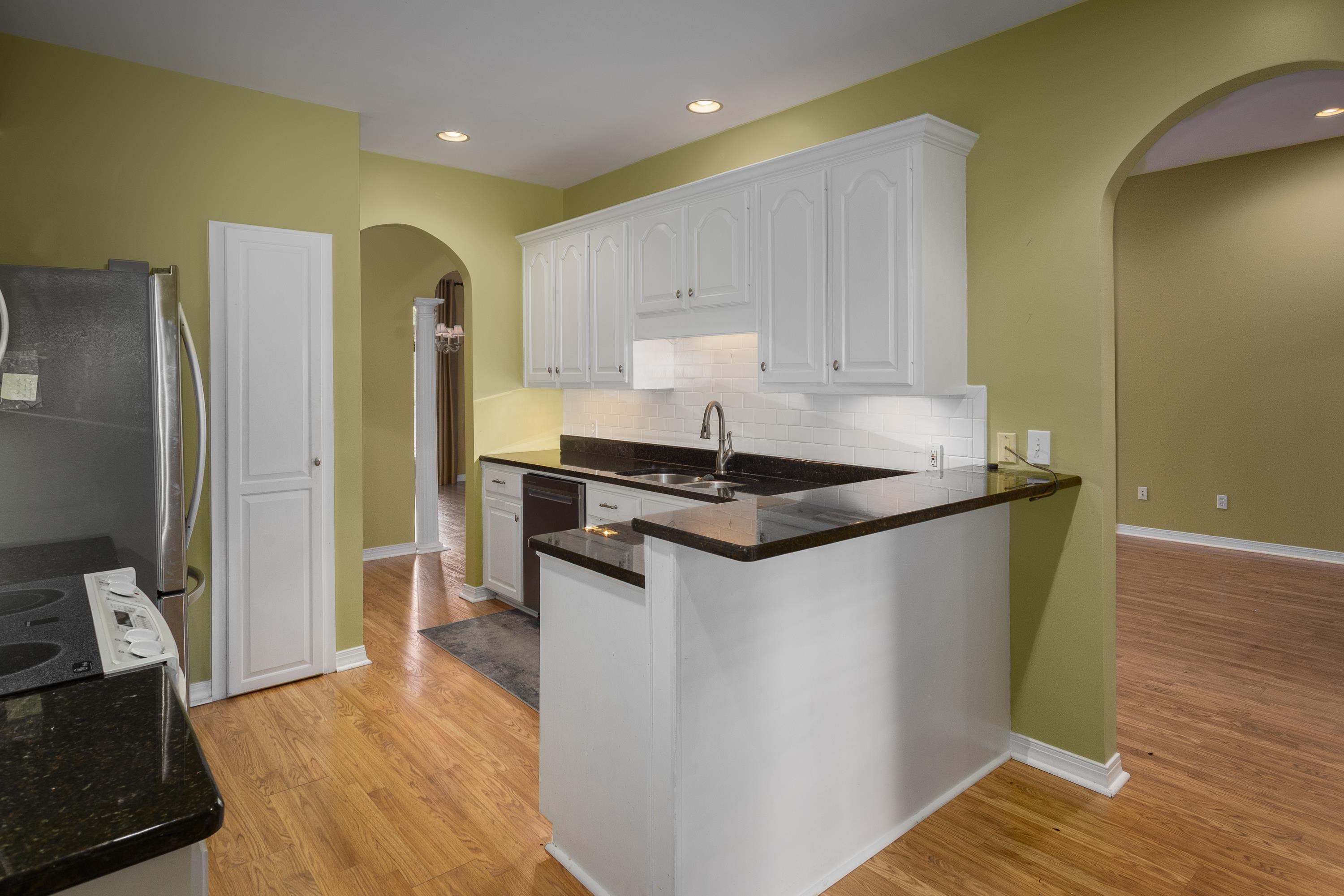 120 Shelley Ln, Florence, AL 35633 — photo 9