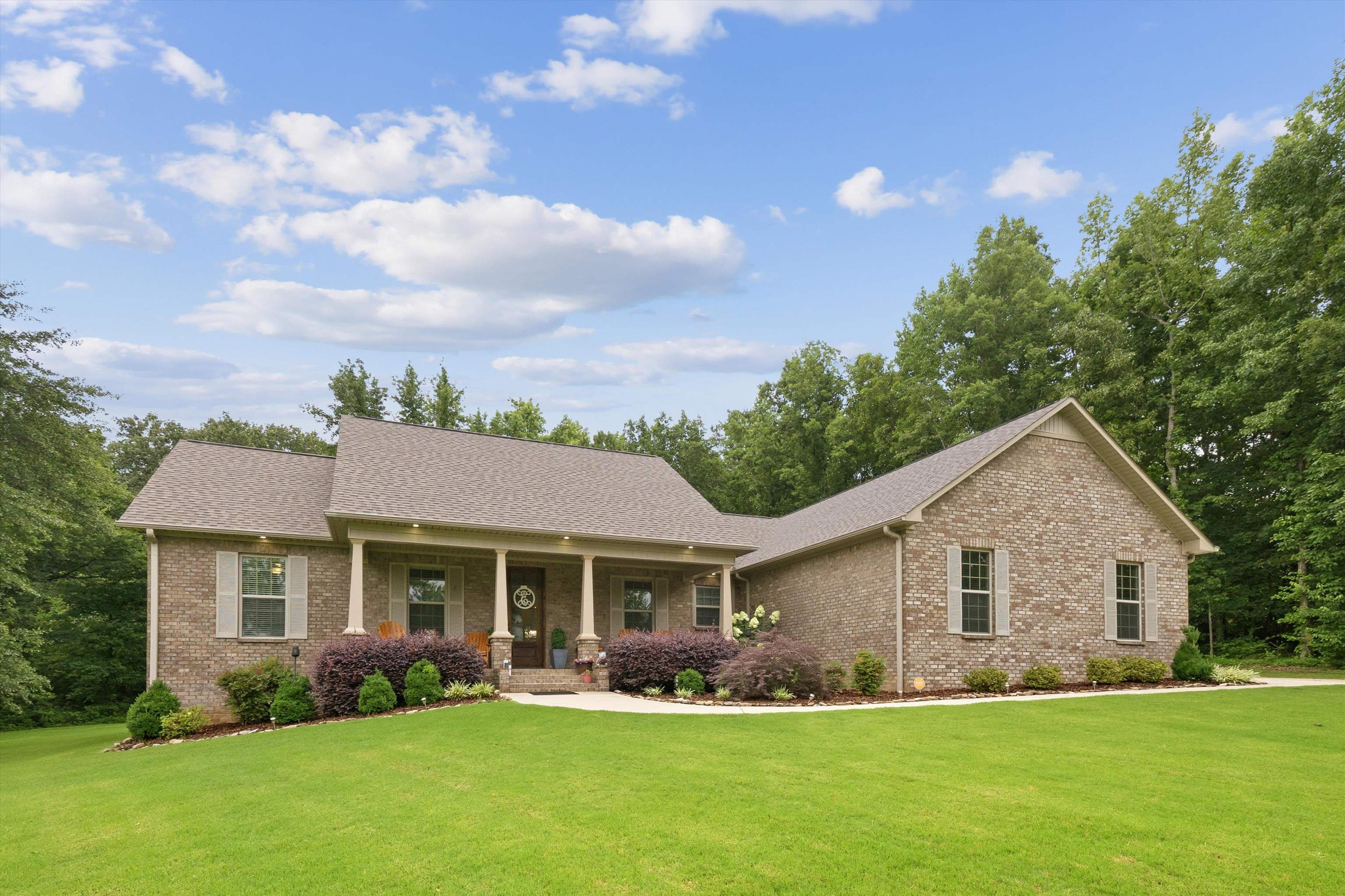12795 Lookingbill Ln, Athens, AL 35611 — photo 1