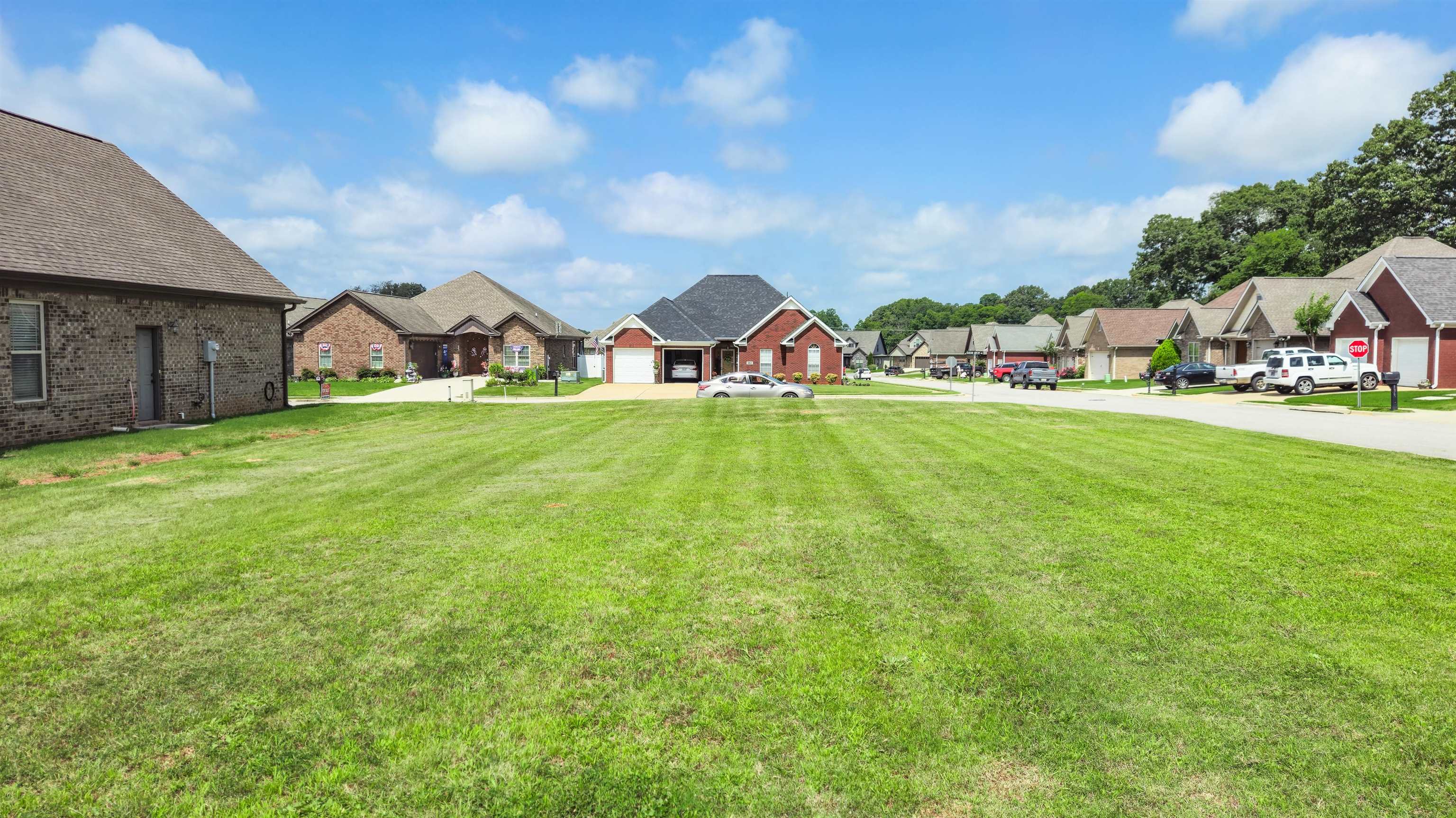 125 Rolling Brook Dr, Rogersville, AL 35652 — photo 1