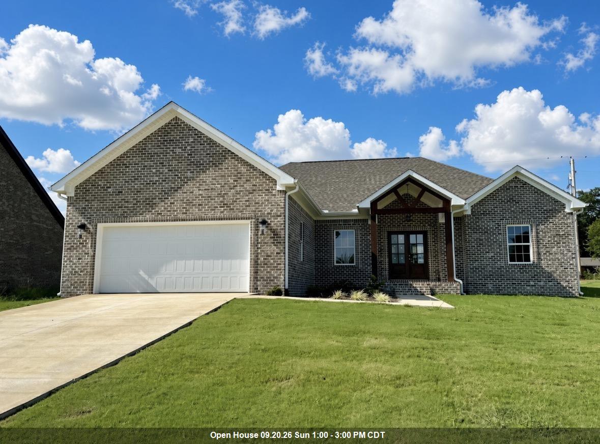 805 Michigan Ave, Muscle Shoals, AL 35661 — photo 1