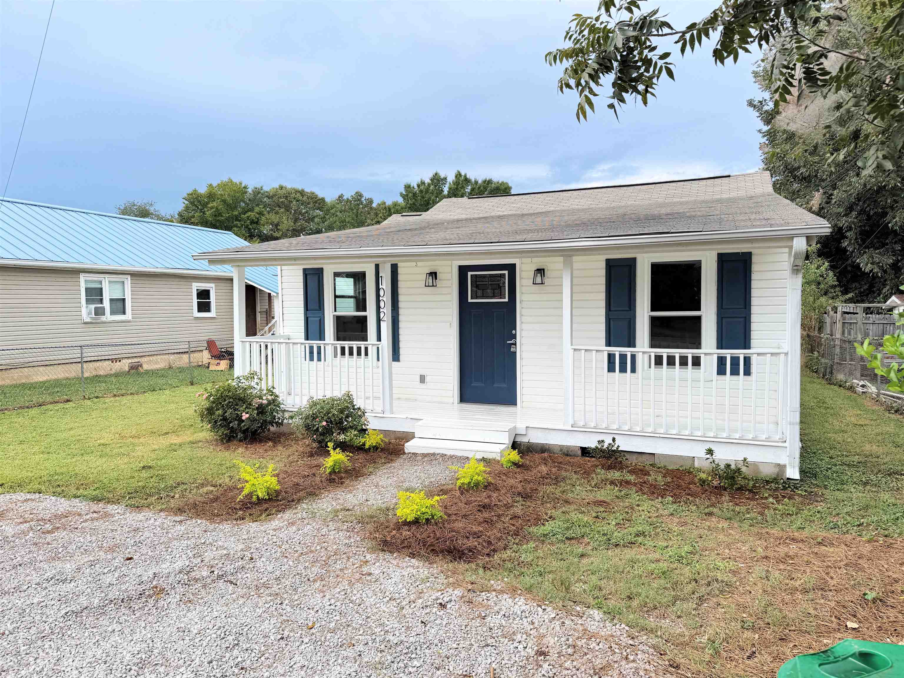 1002 Carolyn St, Tuscumbia, AL 35674 — photo 3
