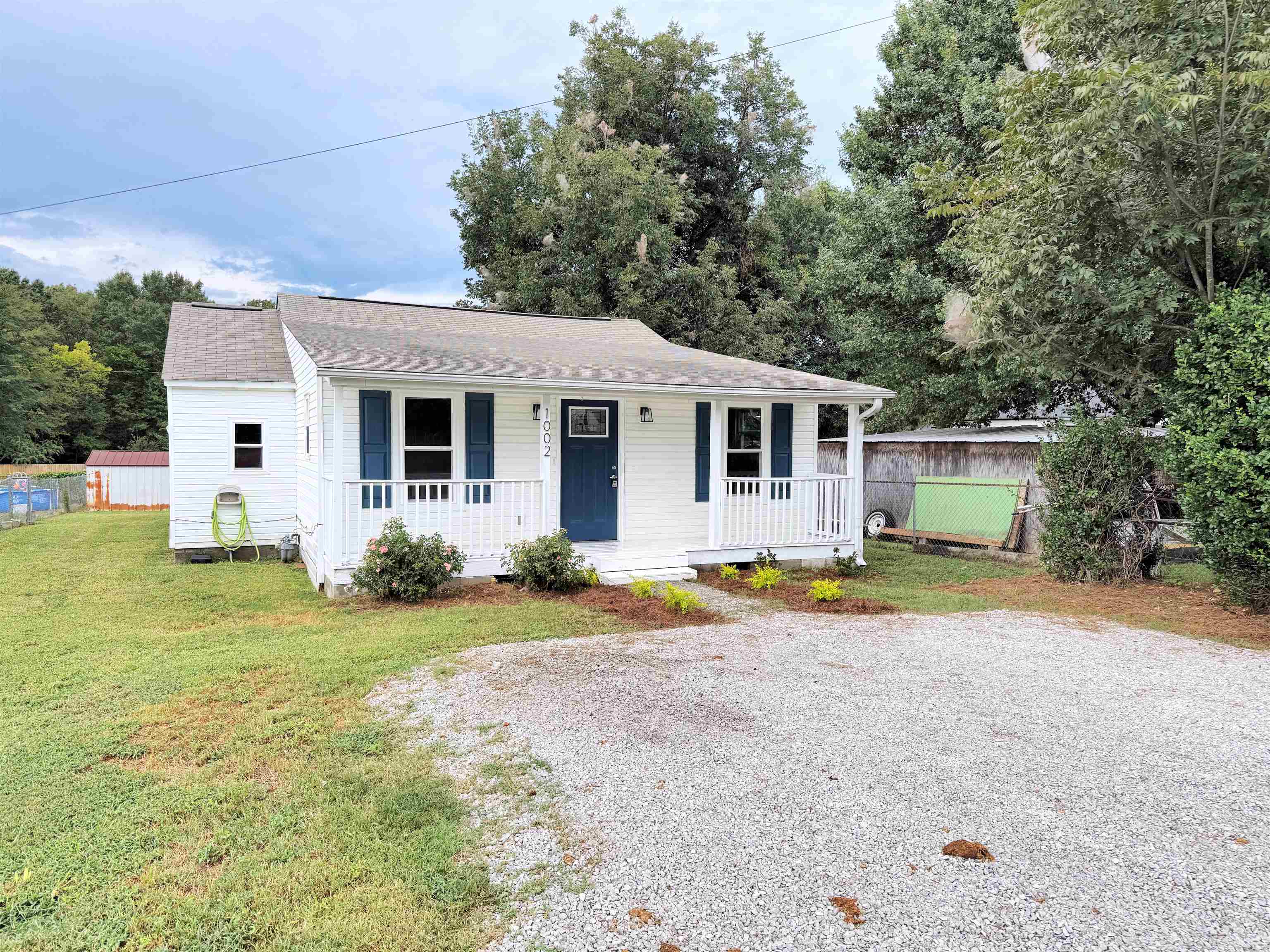 1002 Carolyn St, Tuscumbia, AL 35674 — photo 4