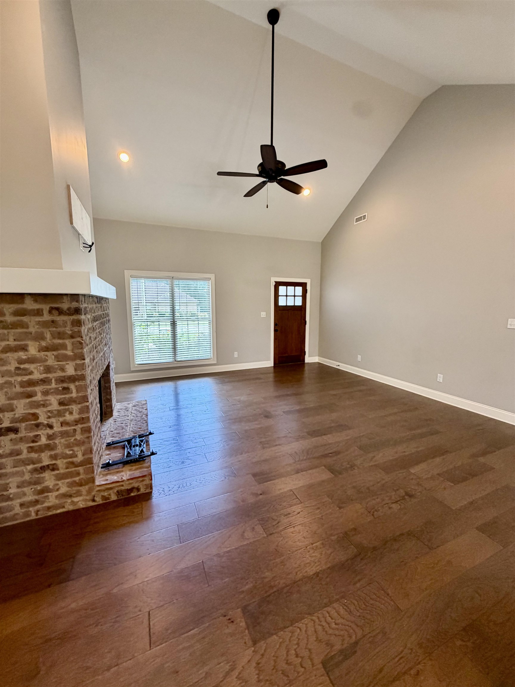 2017 Rosedale St, Muscle Shoals, AL 35661 — photo 3