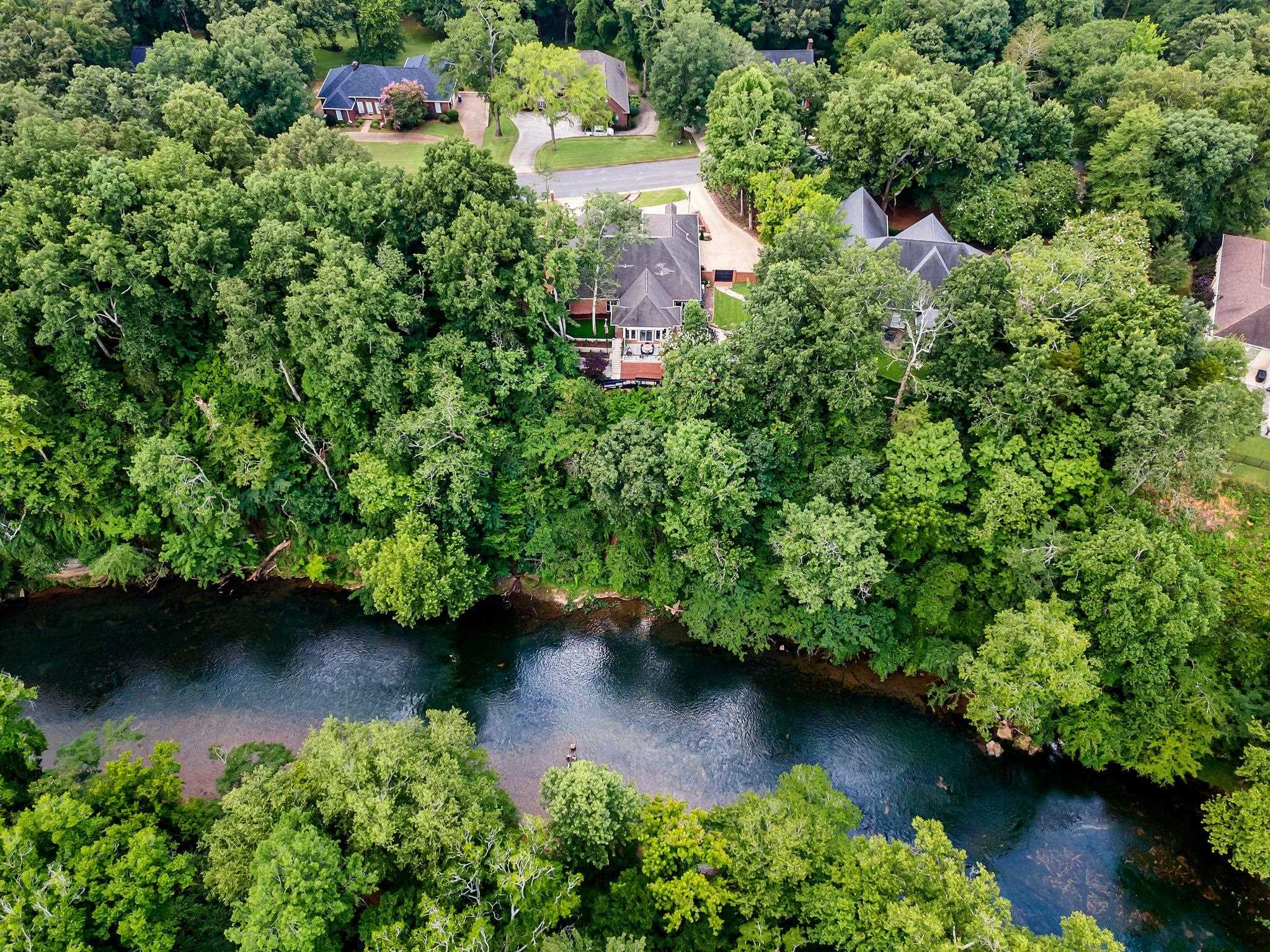 129 Wildwood Trl, Florence, AL 35630 — photo 3