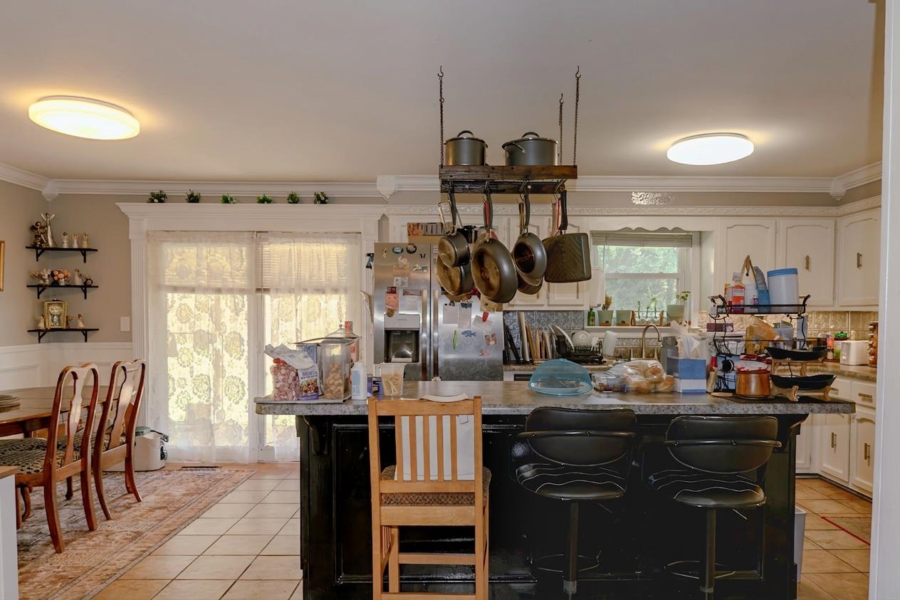 215 Crockett Cir, Florence, AL 35630 — photo 3