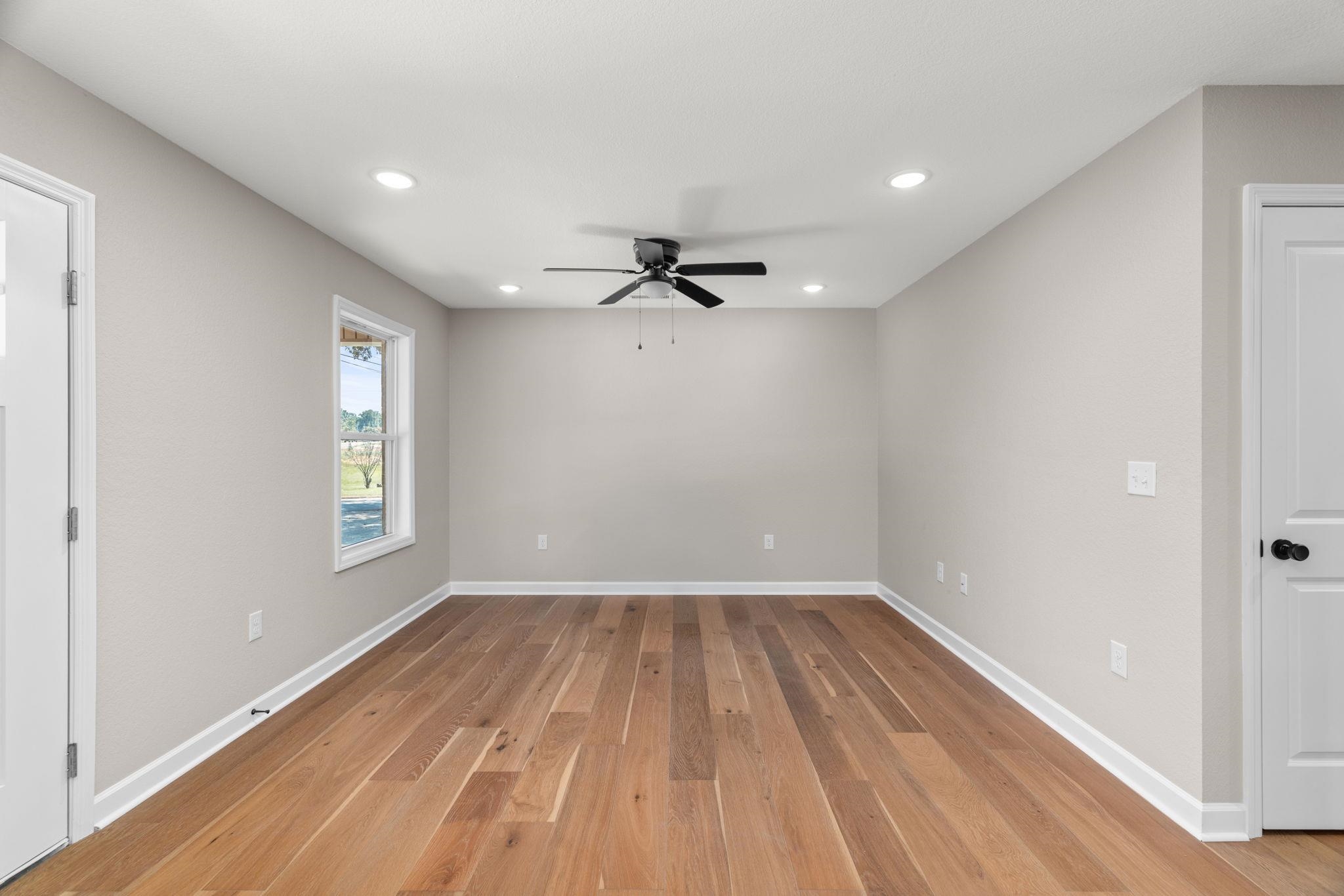 107 N Fulton St, Florence, AL 35630 — photo 5