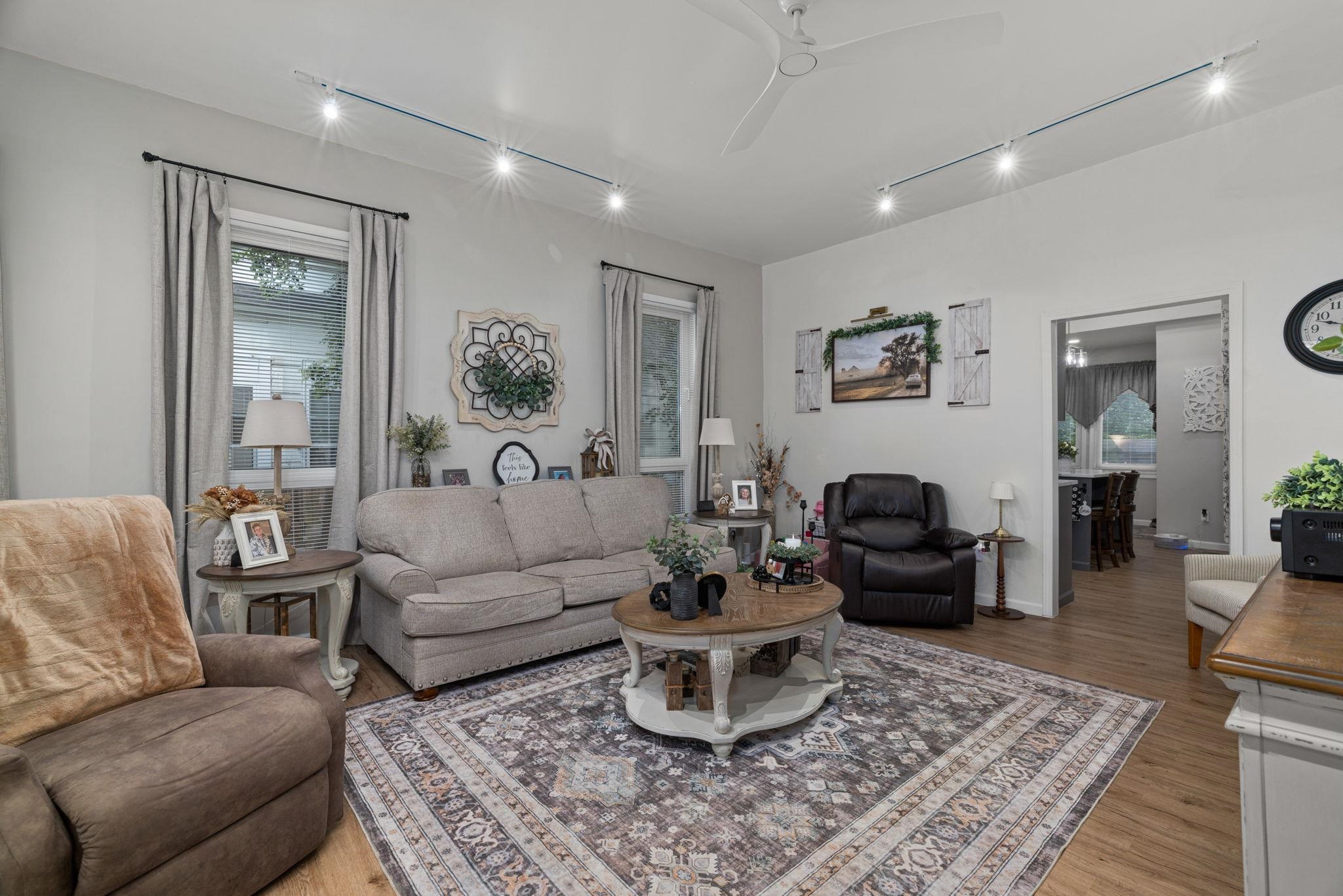911 N Raleigh Ave, Sheffield, AL 35660 — photo 9