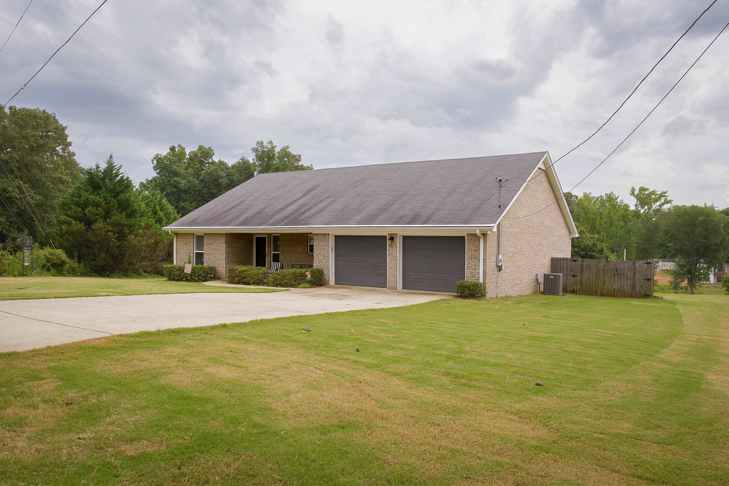 220 Riverhaven Dr, Muscle Shoals, AL 35661 — photo 4