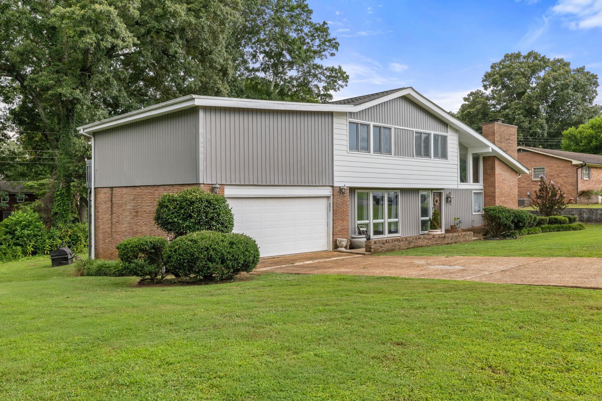 209 Oakhill Ave, Sheffield, AL 35660 — photo 3
