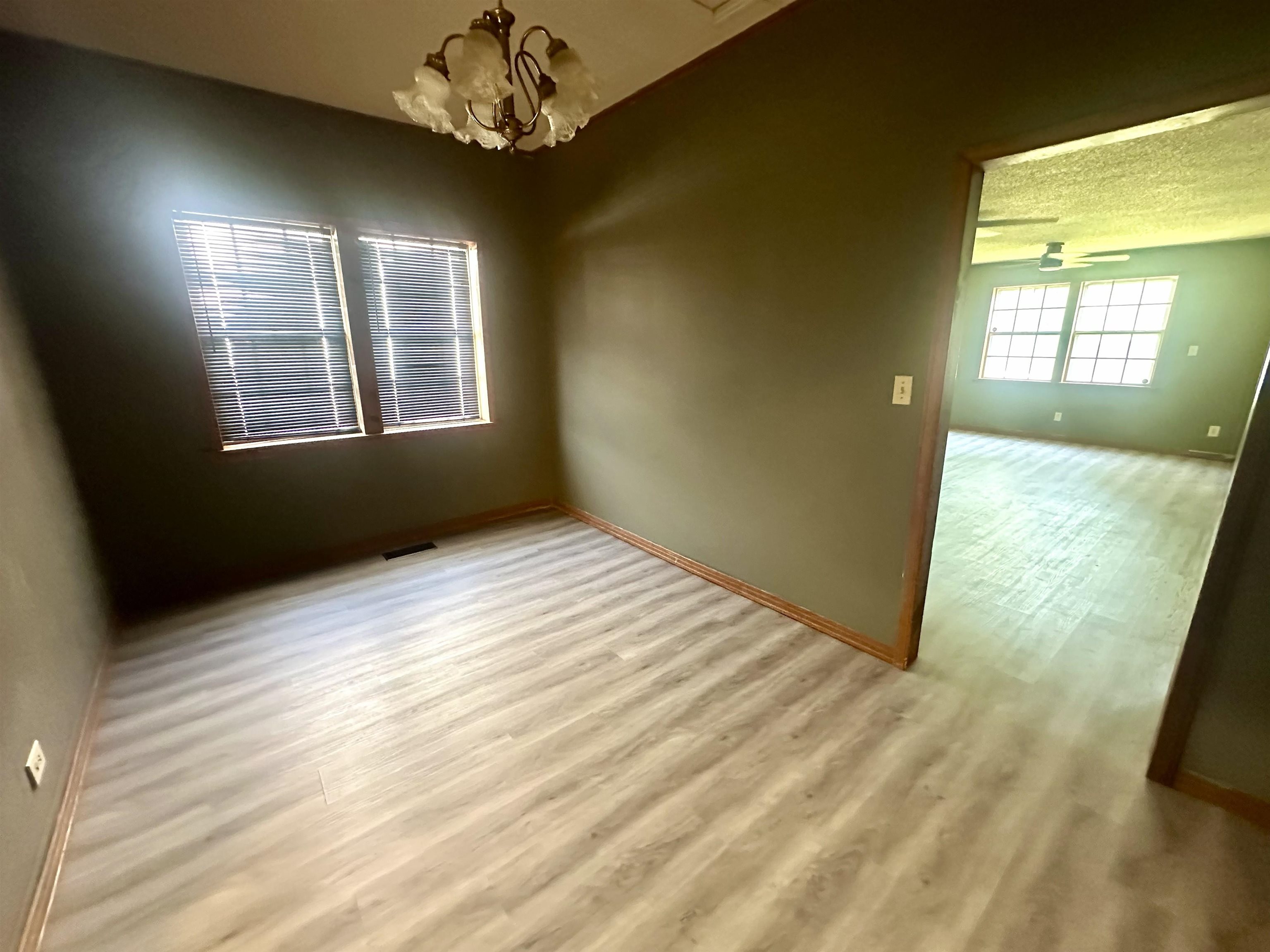 403 7th St, Tuscumbia, AL 35674 — photo 11